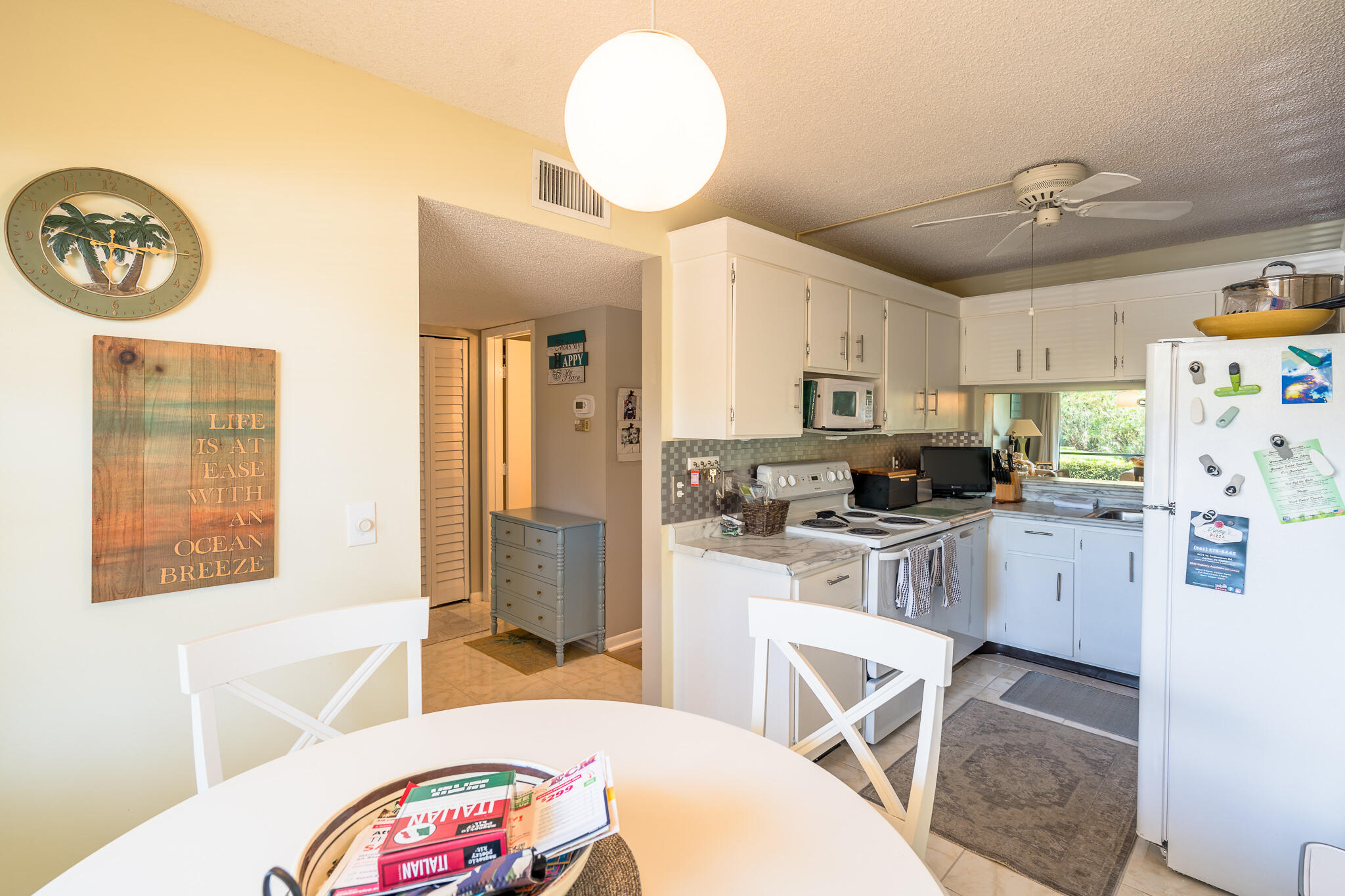 1401 Pinecrest Circle A Property Photo 5