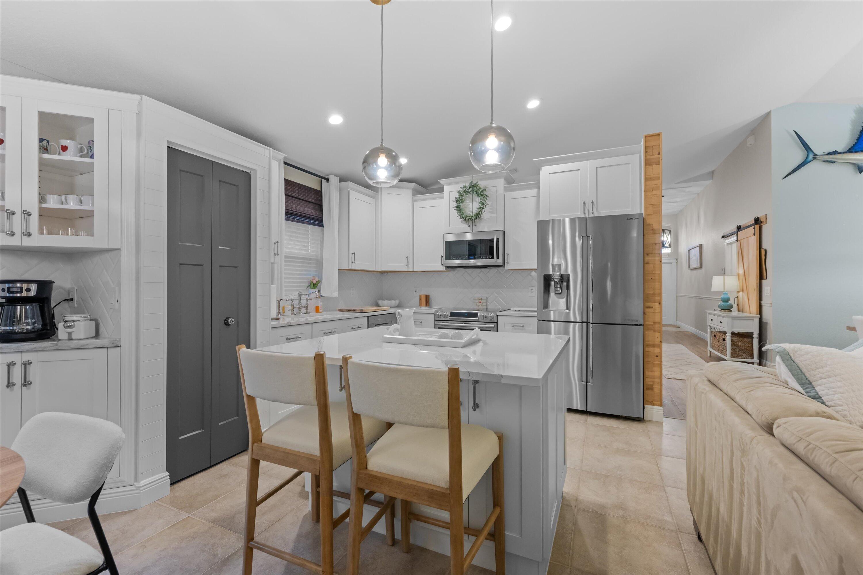 4221 Bluff Harbor Way Property Photo 11