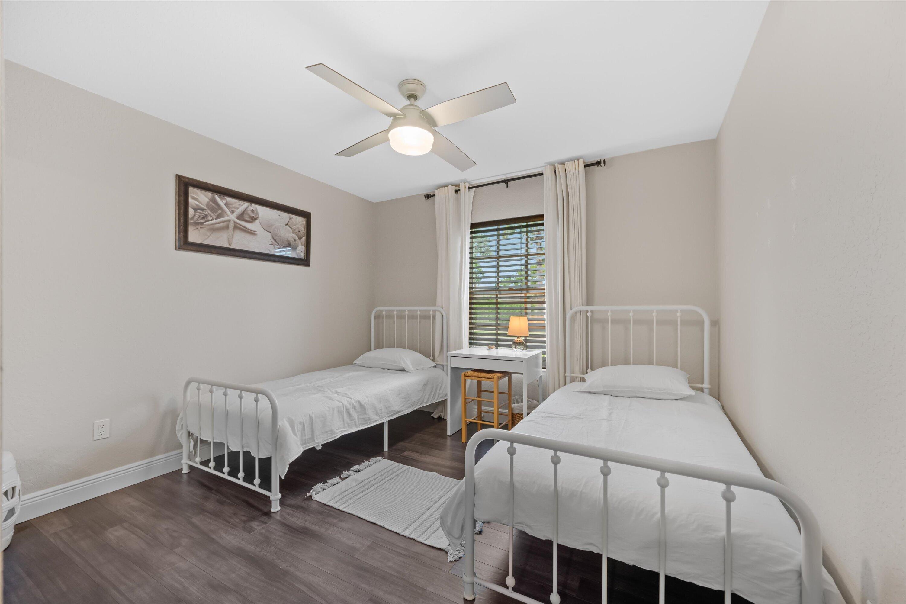 4221 Bluff Harbor Way Property Photo 24