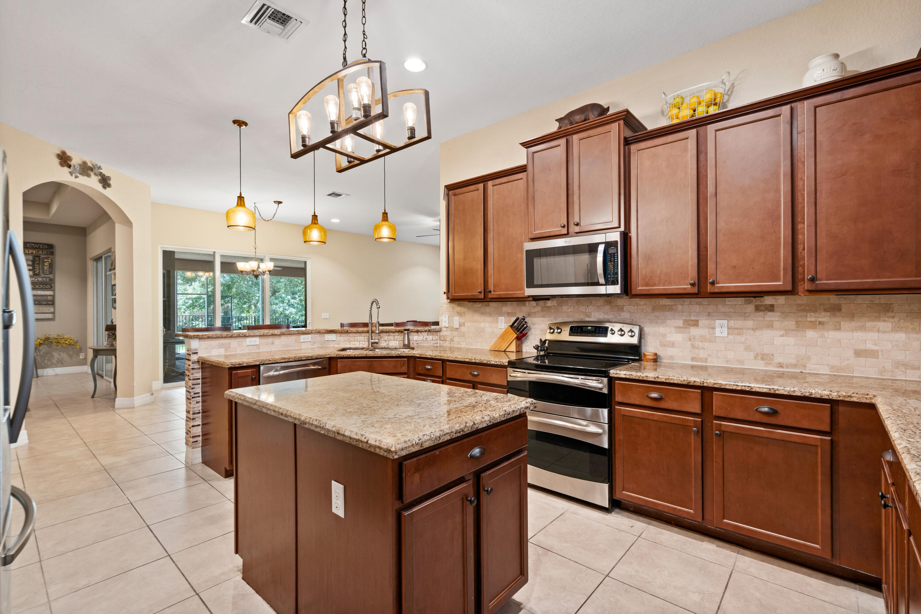 6019 Sw Longspur Lane Property Photo 16