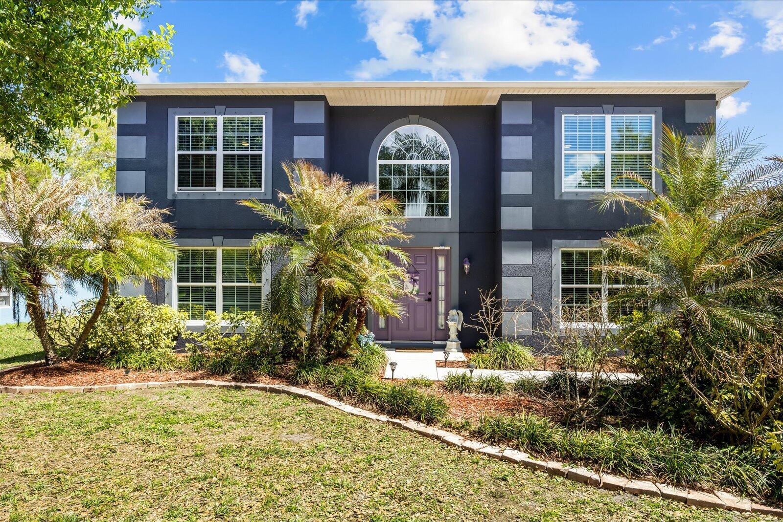 813 Evernia Street Property Photo 1