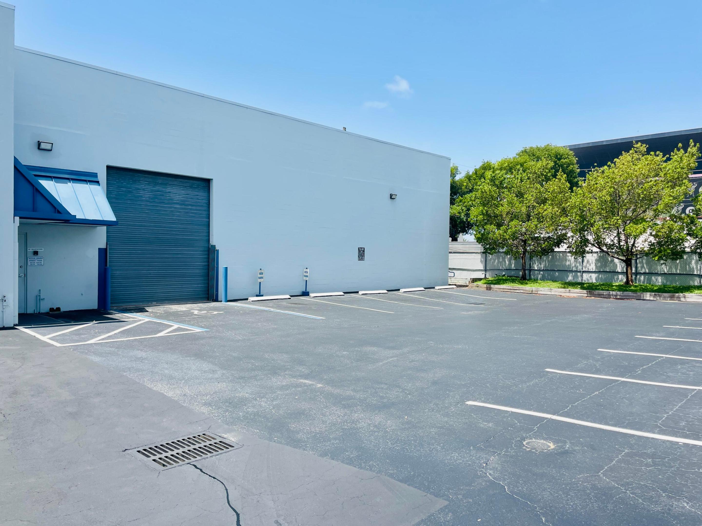 1120 Nw 54th Street Property Photo 17