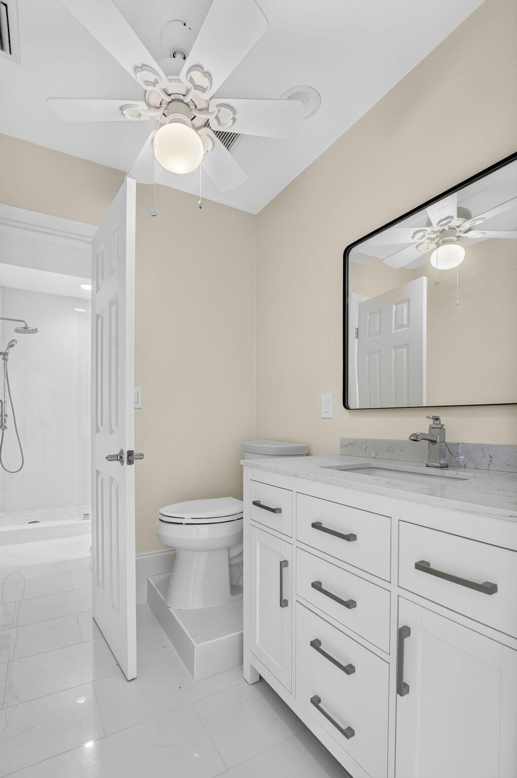 2701 S Ocean Boulevard 47 Property Photo 32