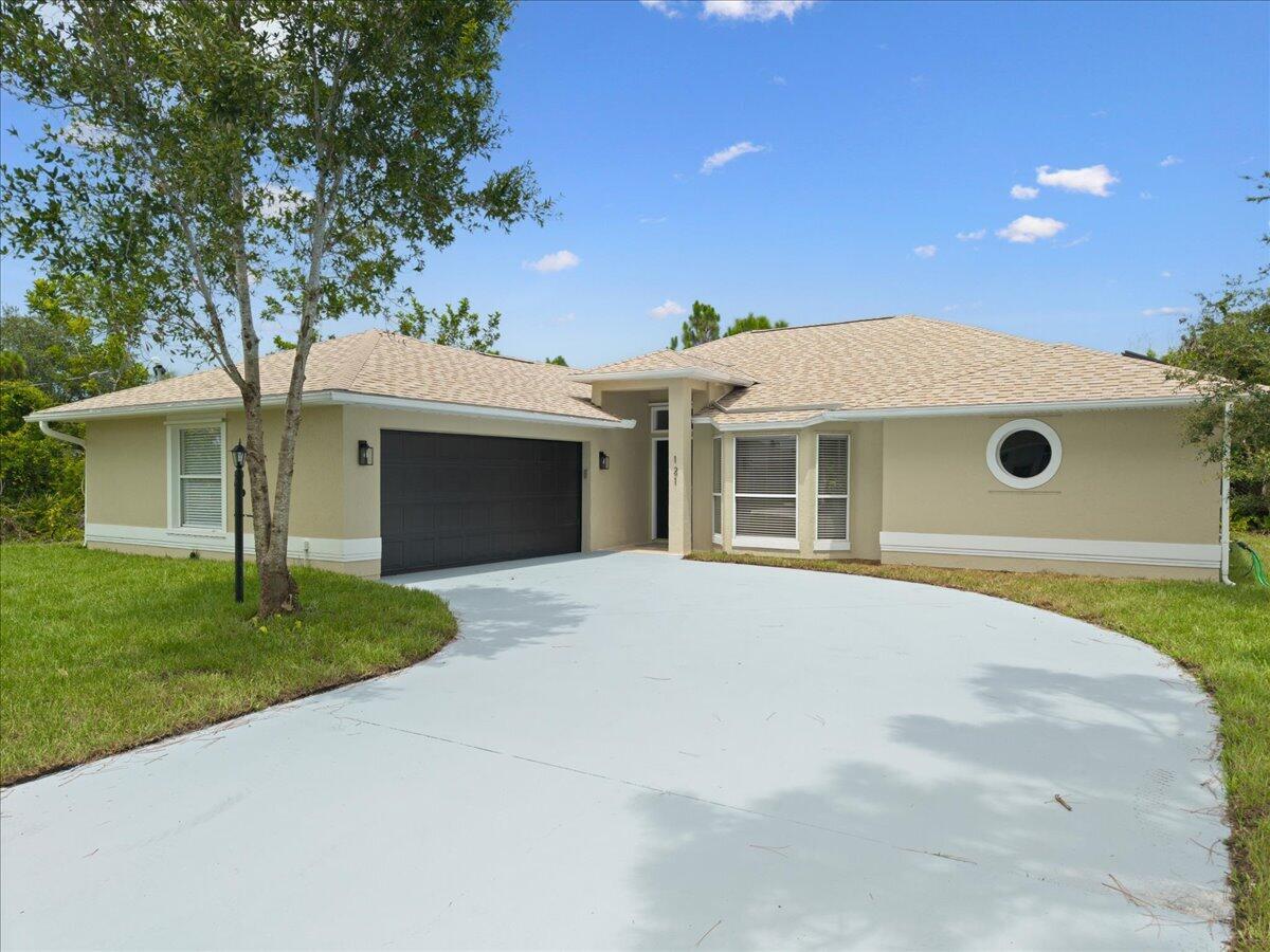 121 Miller Drive Property Photo 1
