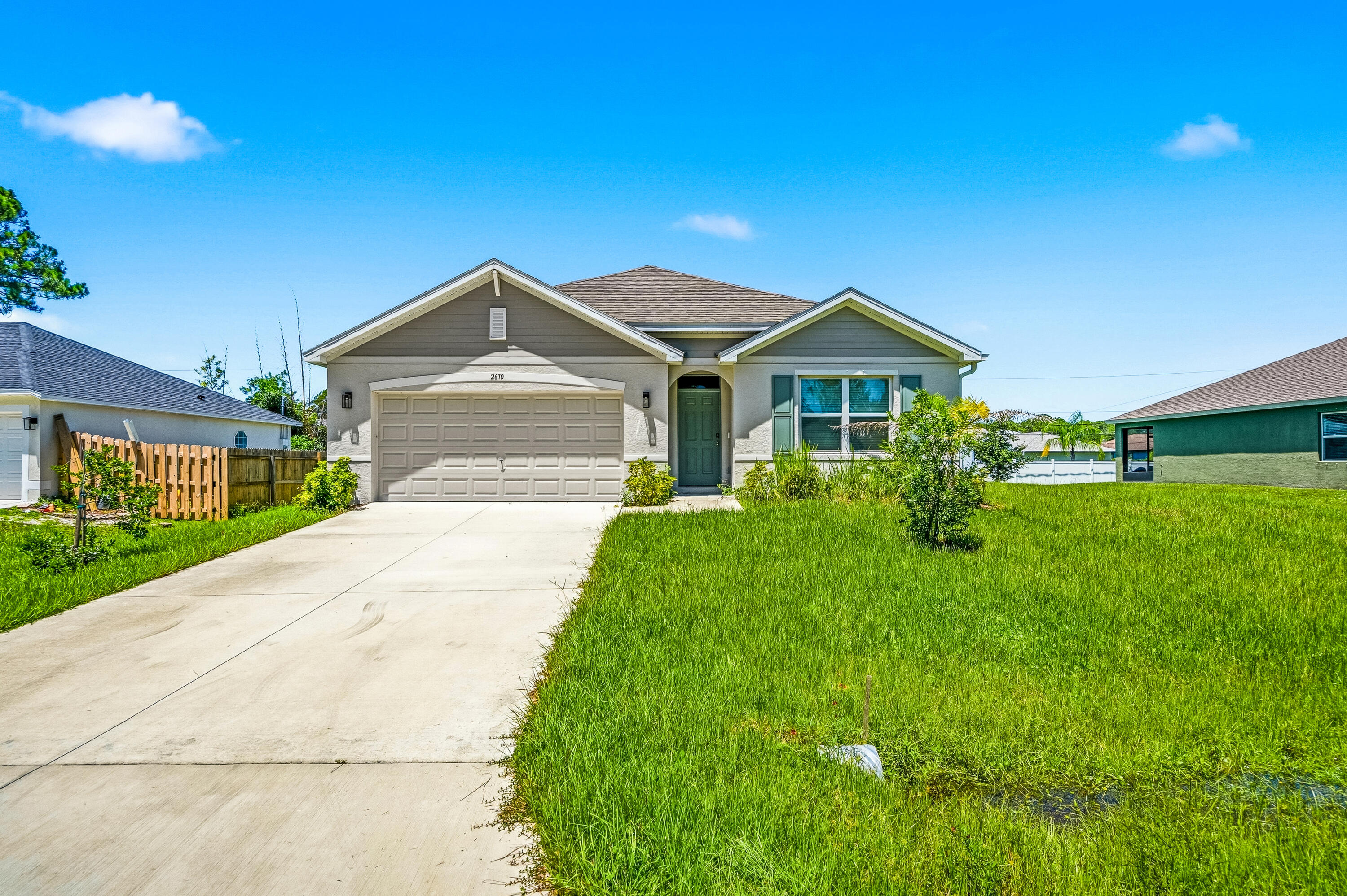 2670 Ramsdale Drive Se Property Photo 1