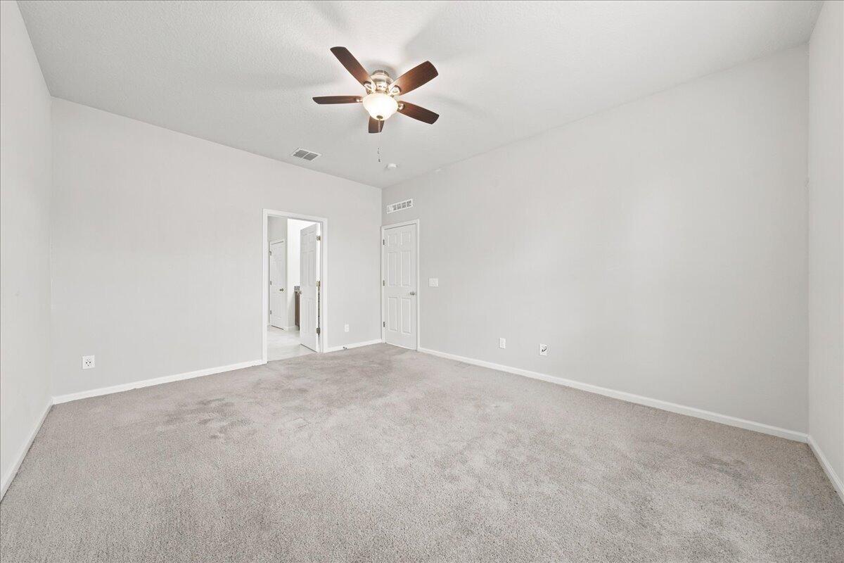 777 Indigo Street Se Property Photo 19