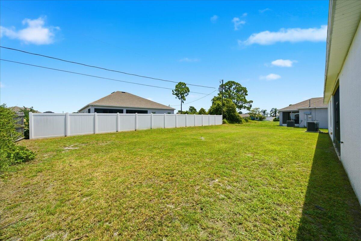 777 Indigo Street Se Property Photo 31