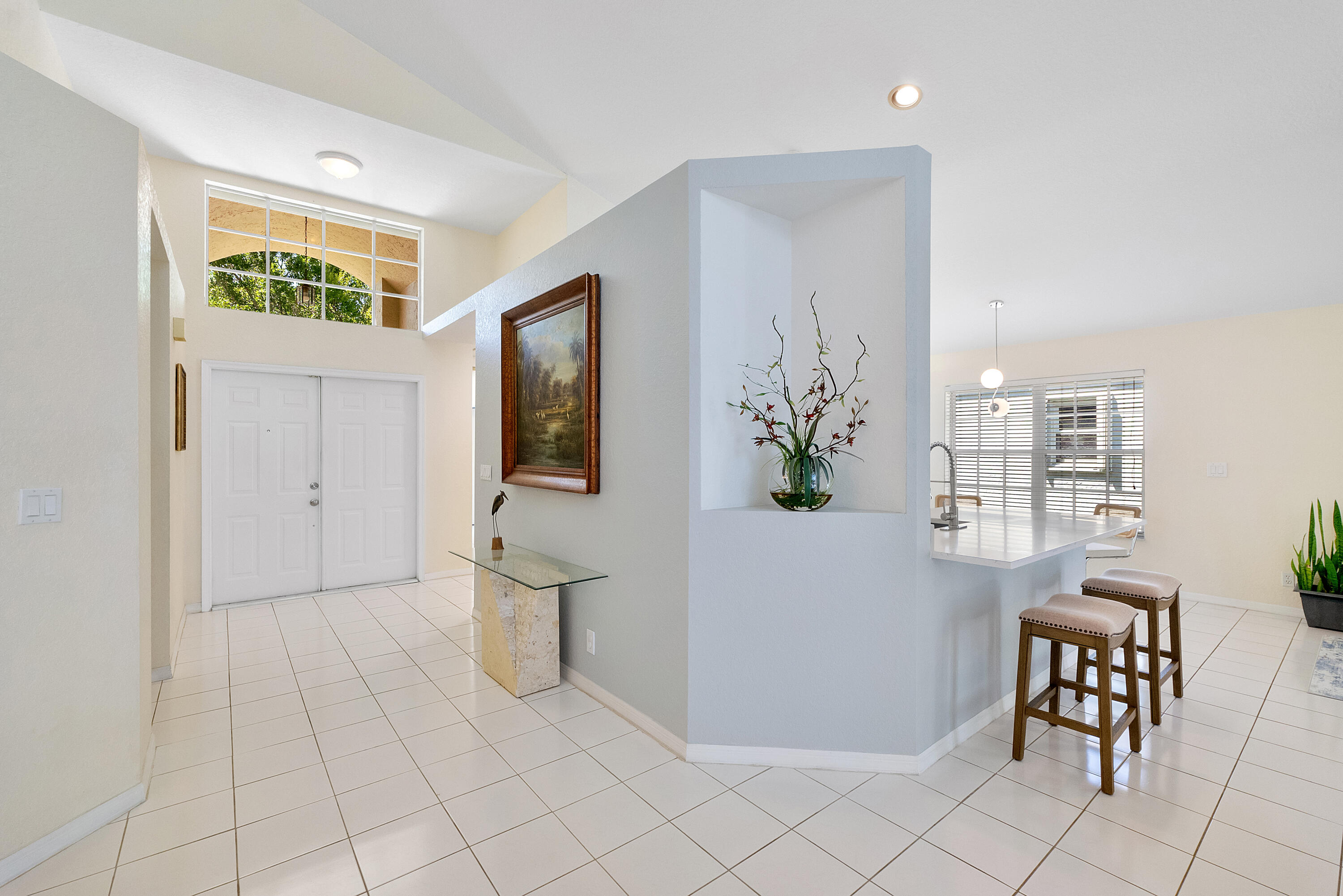 2016 Island Circle Property Photo 10