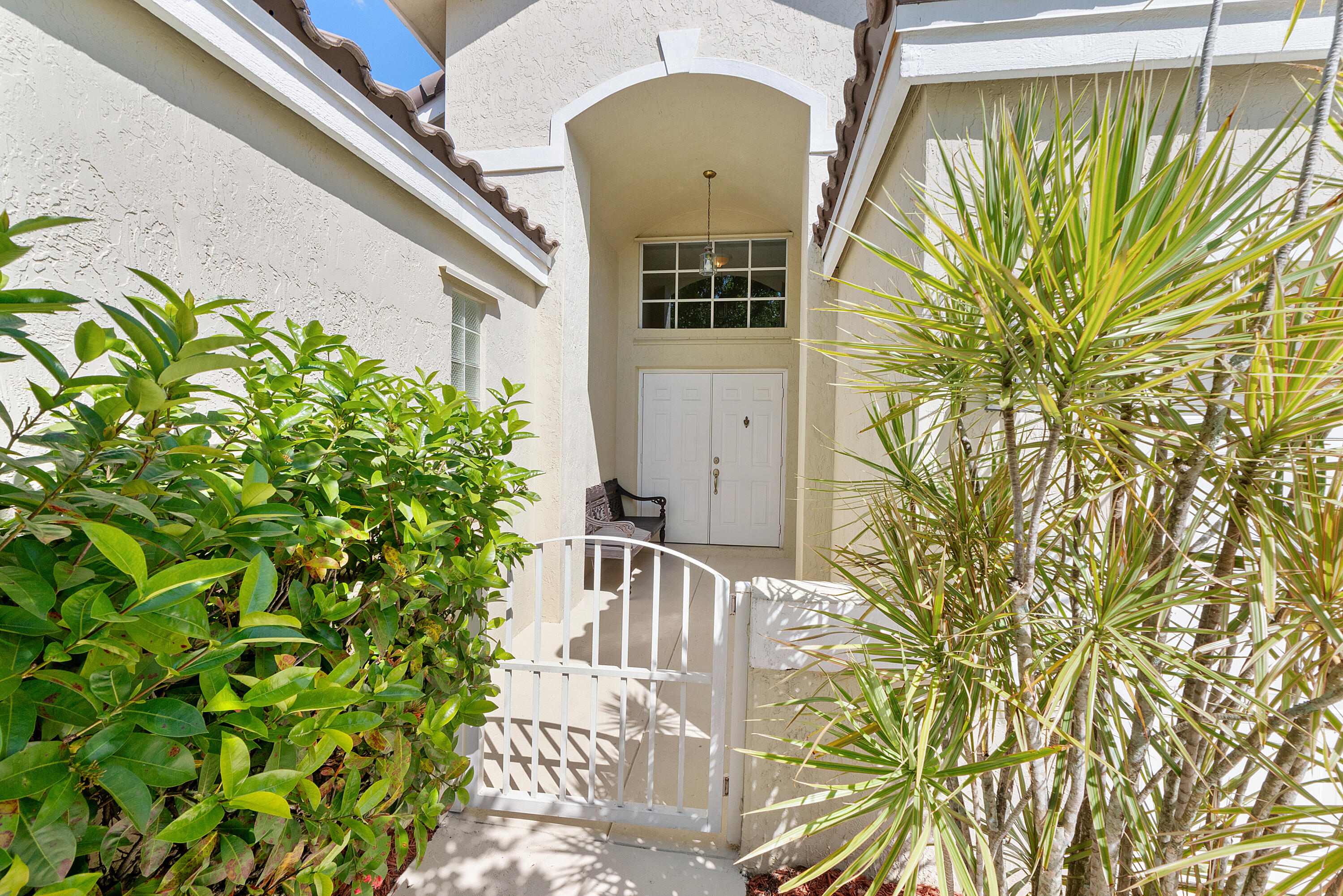 2016 Island Circle Property Photo 22