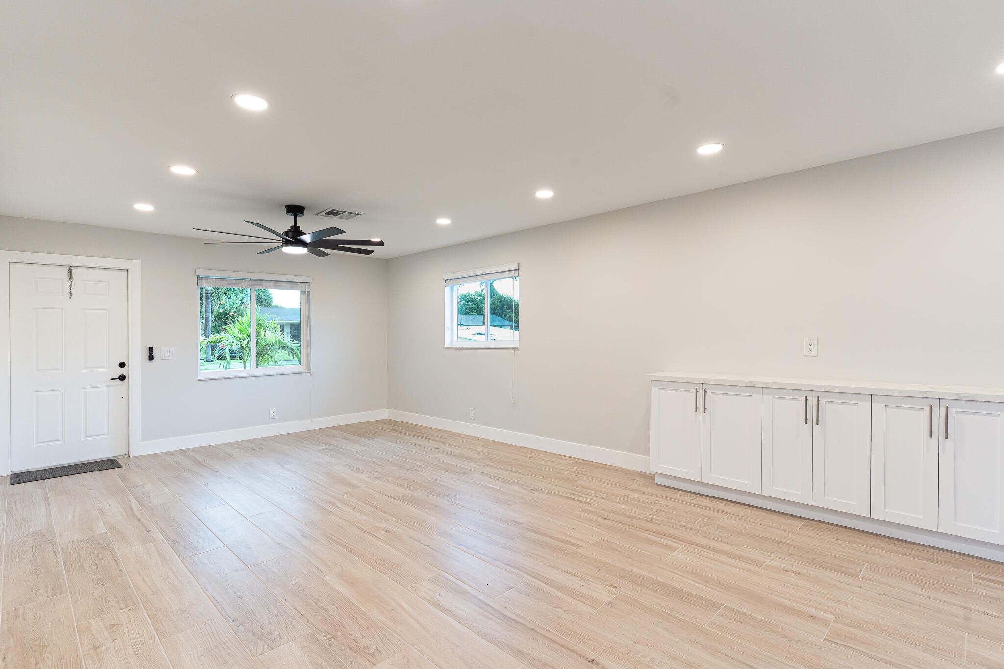 7430 Cocoanut Drive Property Photo 7