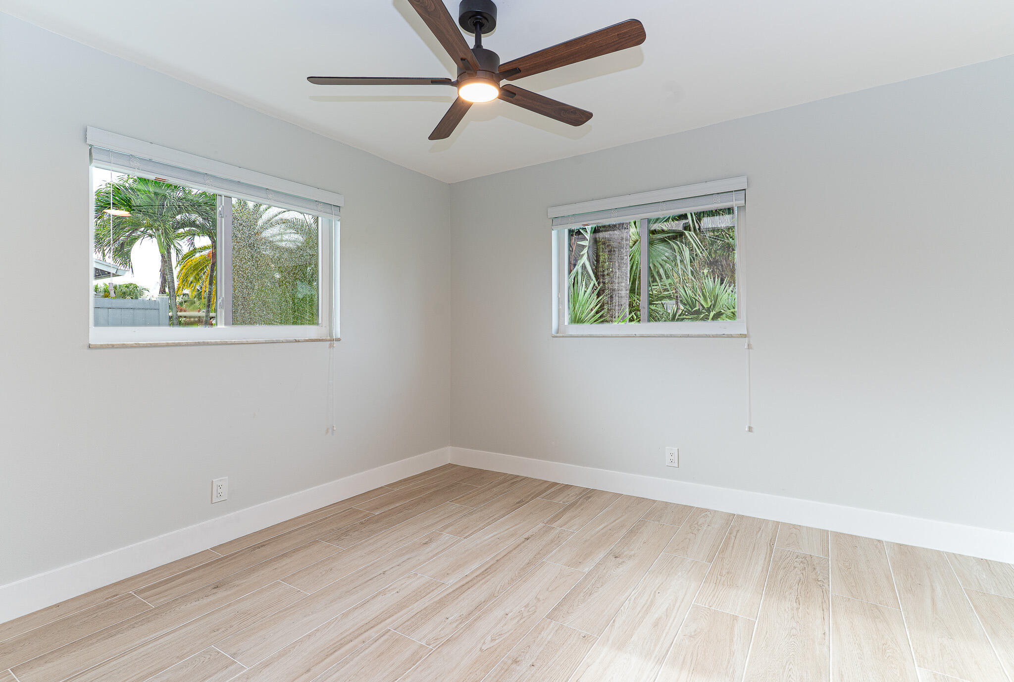 7430 Cocoanut Drive Property Photo 11