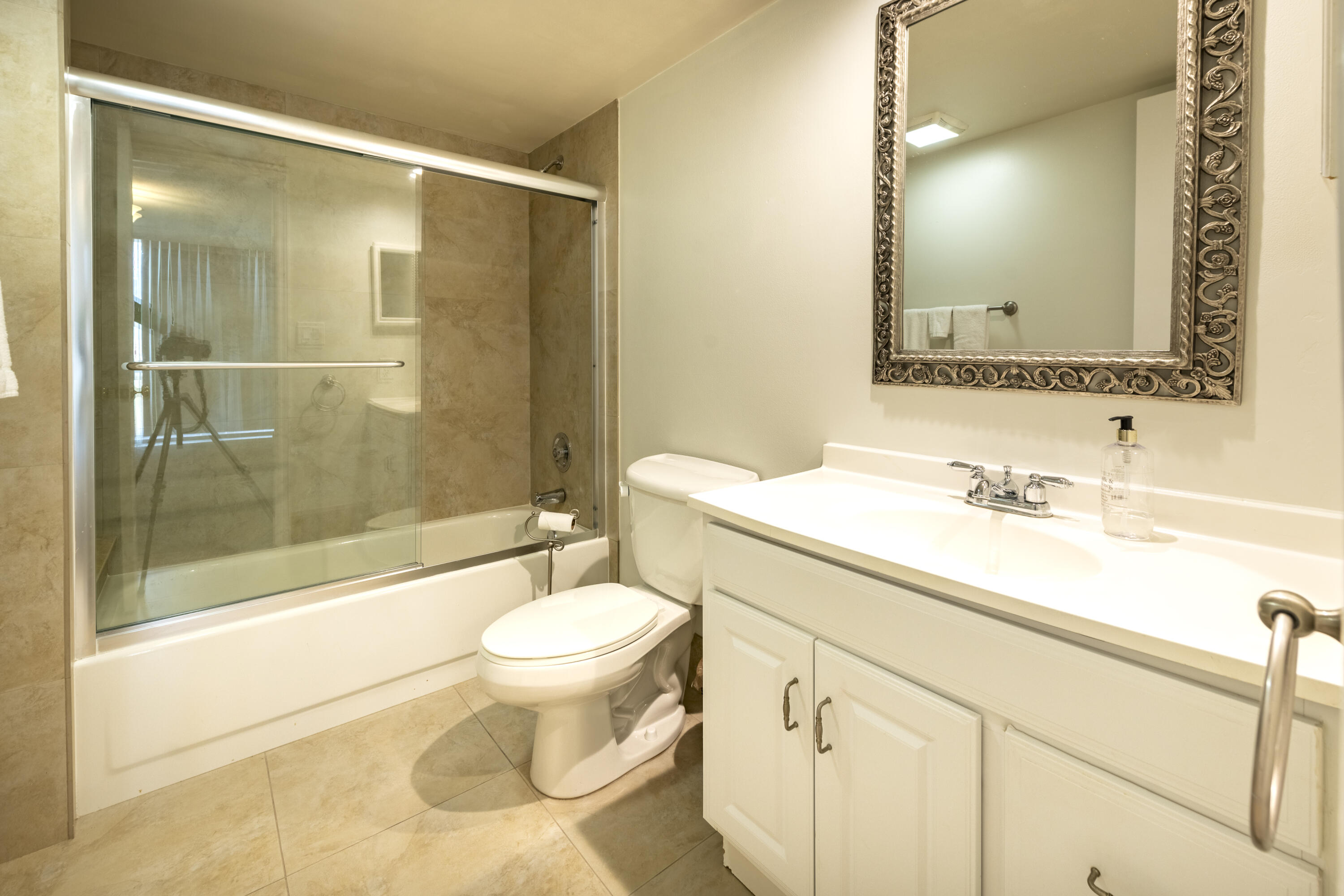 525 N Ocean Boulevard 423 Property Photo 11