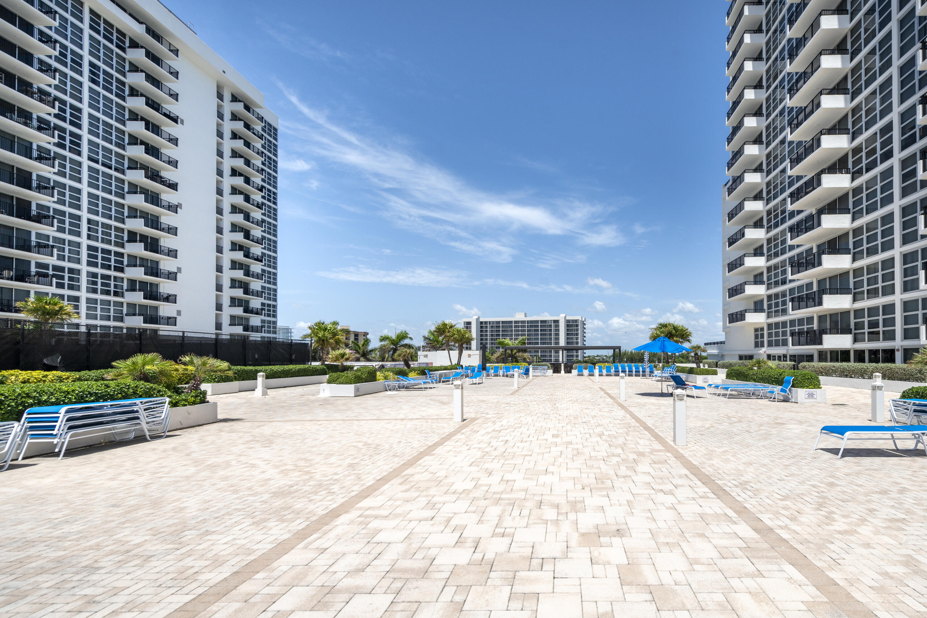 525 N Ocean Boulevard 423 Property Photo 22