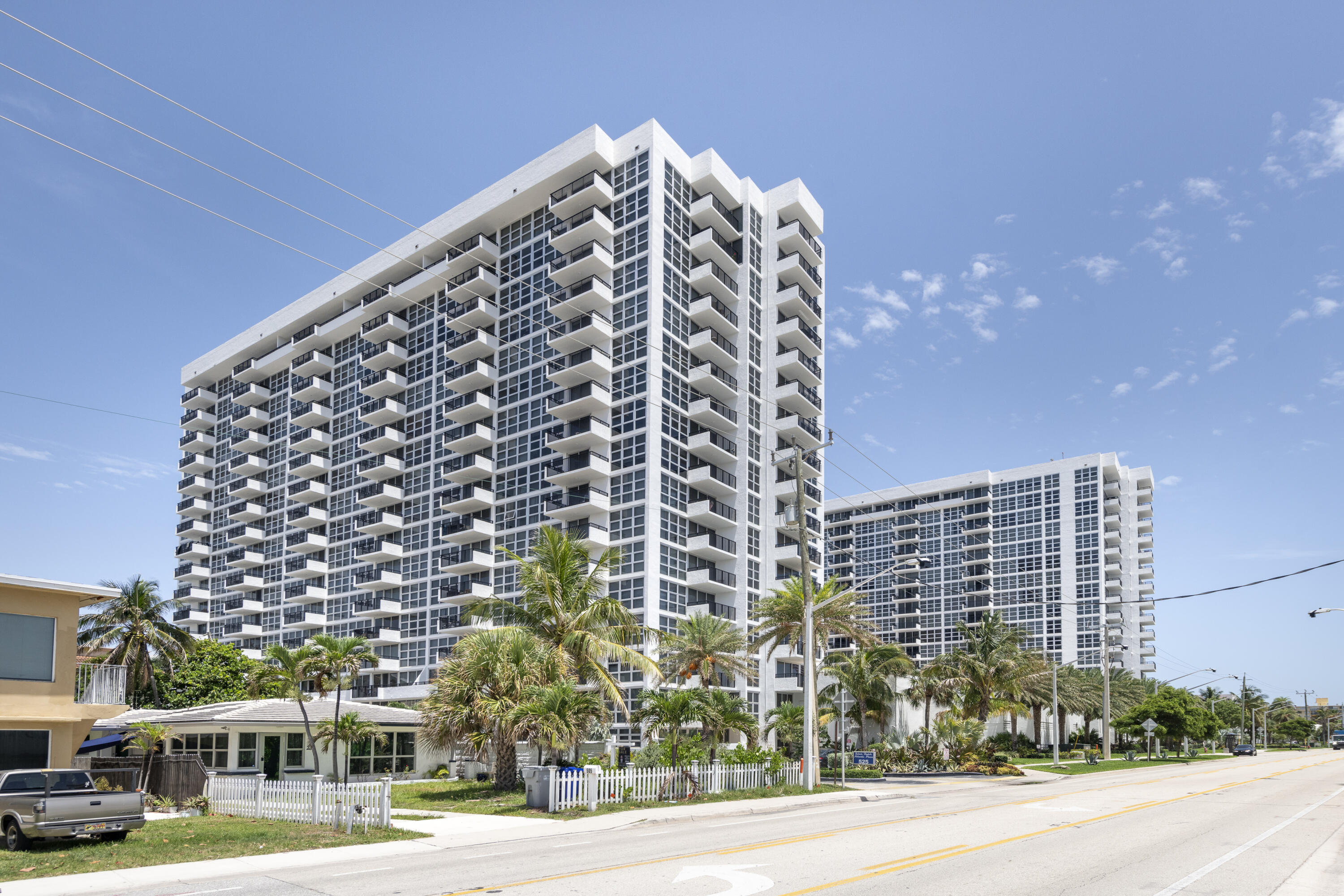 525 N Ocean Boulevard 423 Property Photo 32