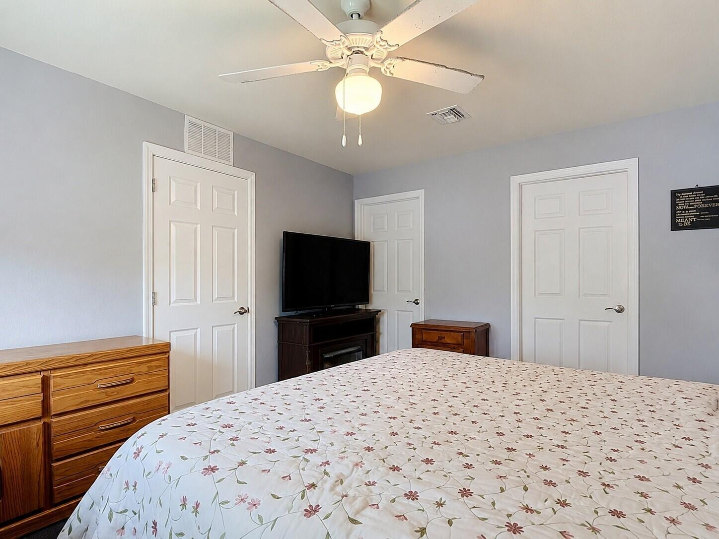 5042 Se Tradewinds Circle Property Photo 8