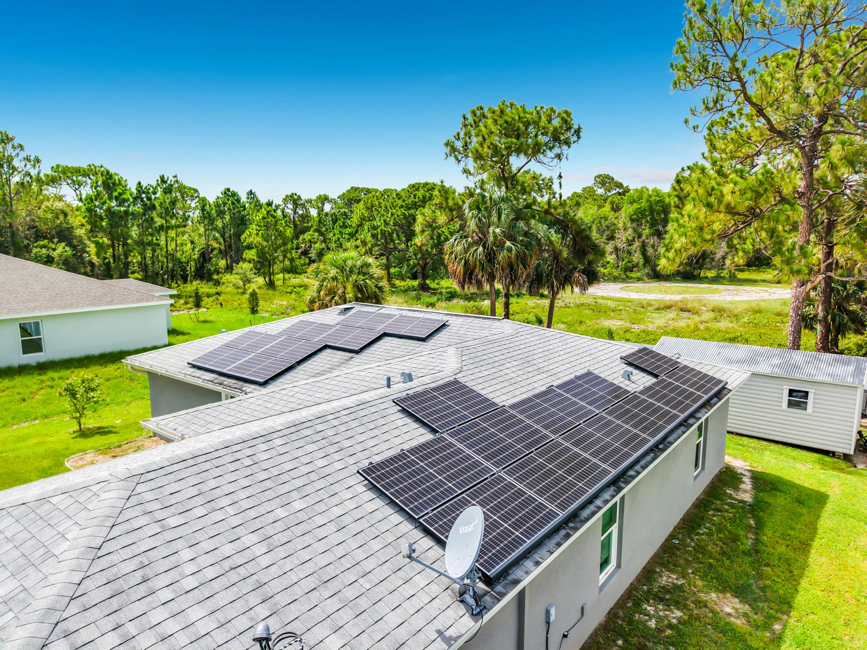 5042 Se Tradewinds Circle Property Photo 13