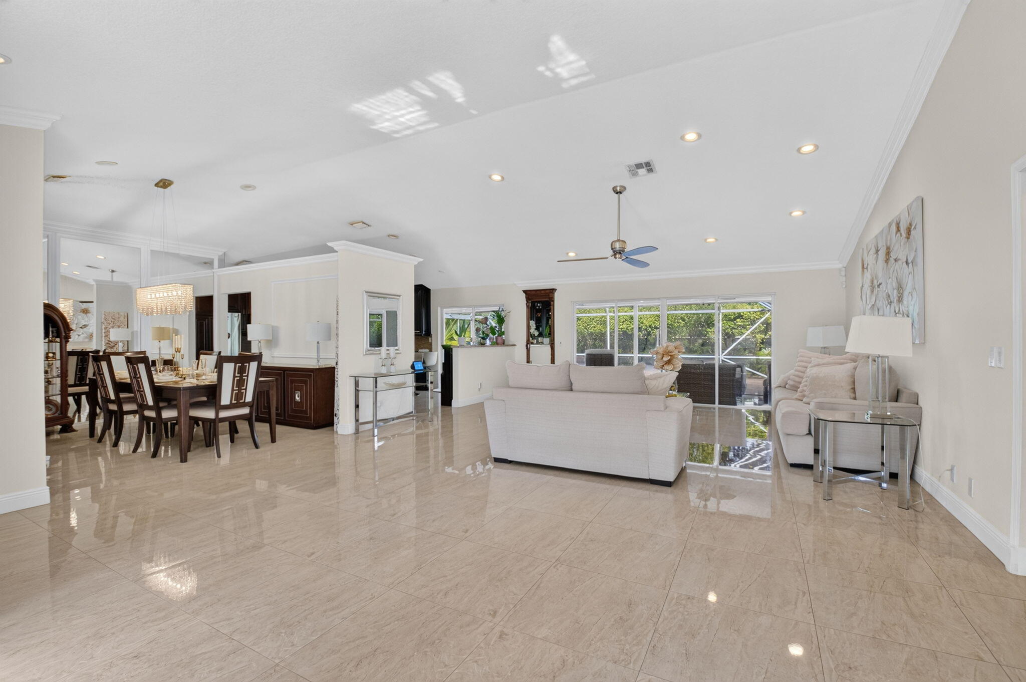 19505 Sedgefield Terrace Property Photo 7