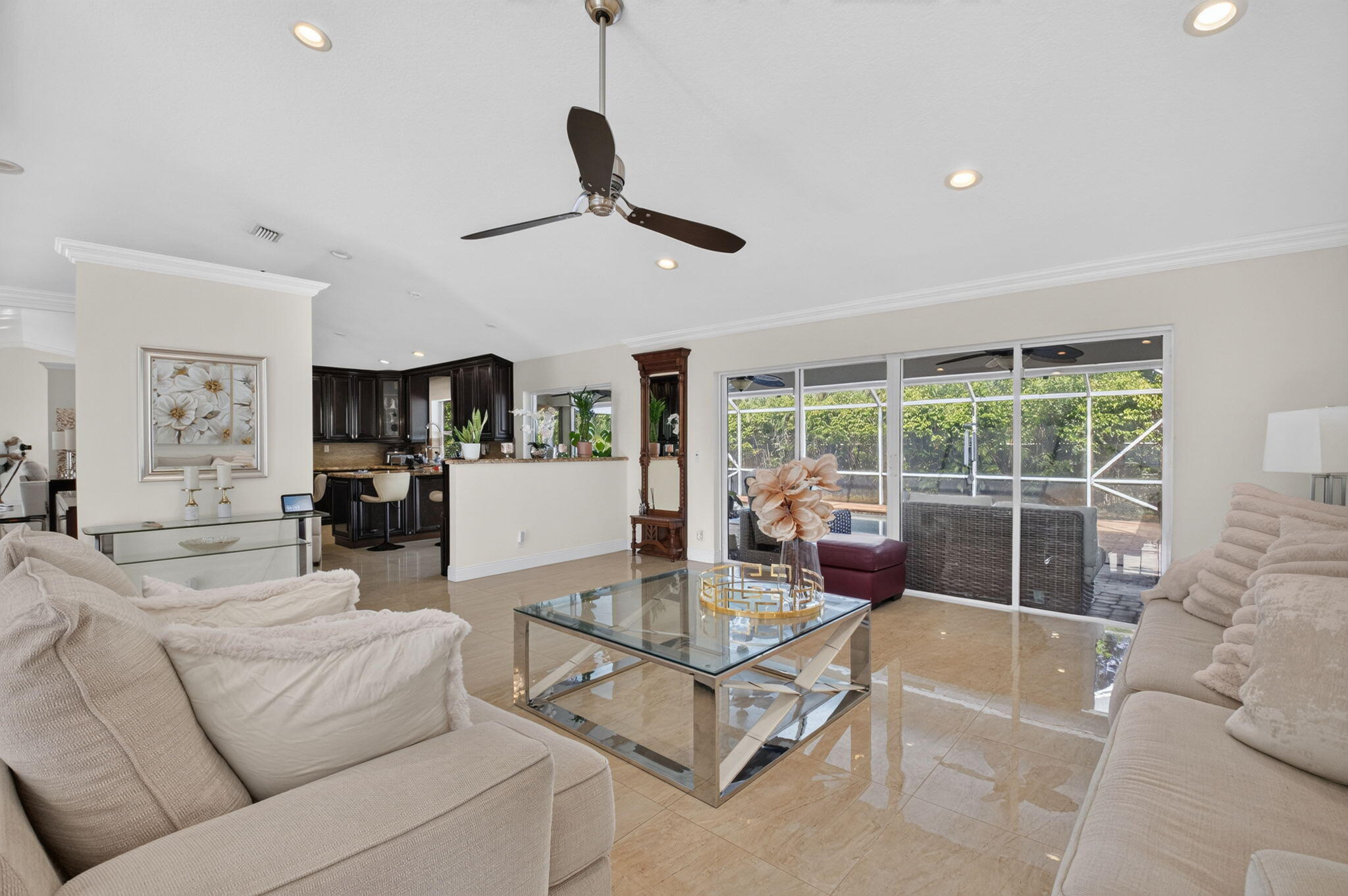 19505 Sedgefield Terrace Property Photo 9