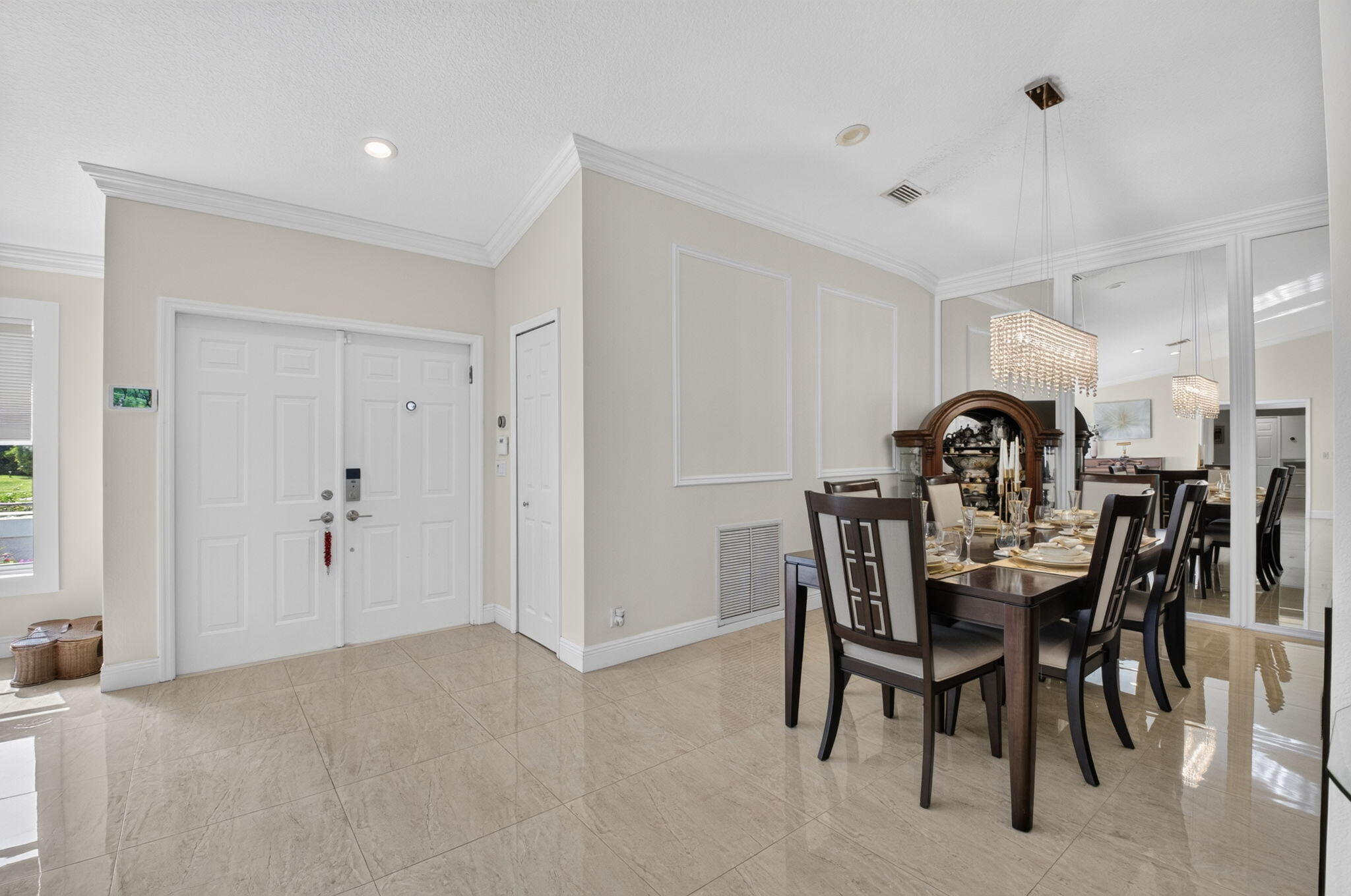 19505 Sedgefield Terrace Property Photo 12
