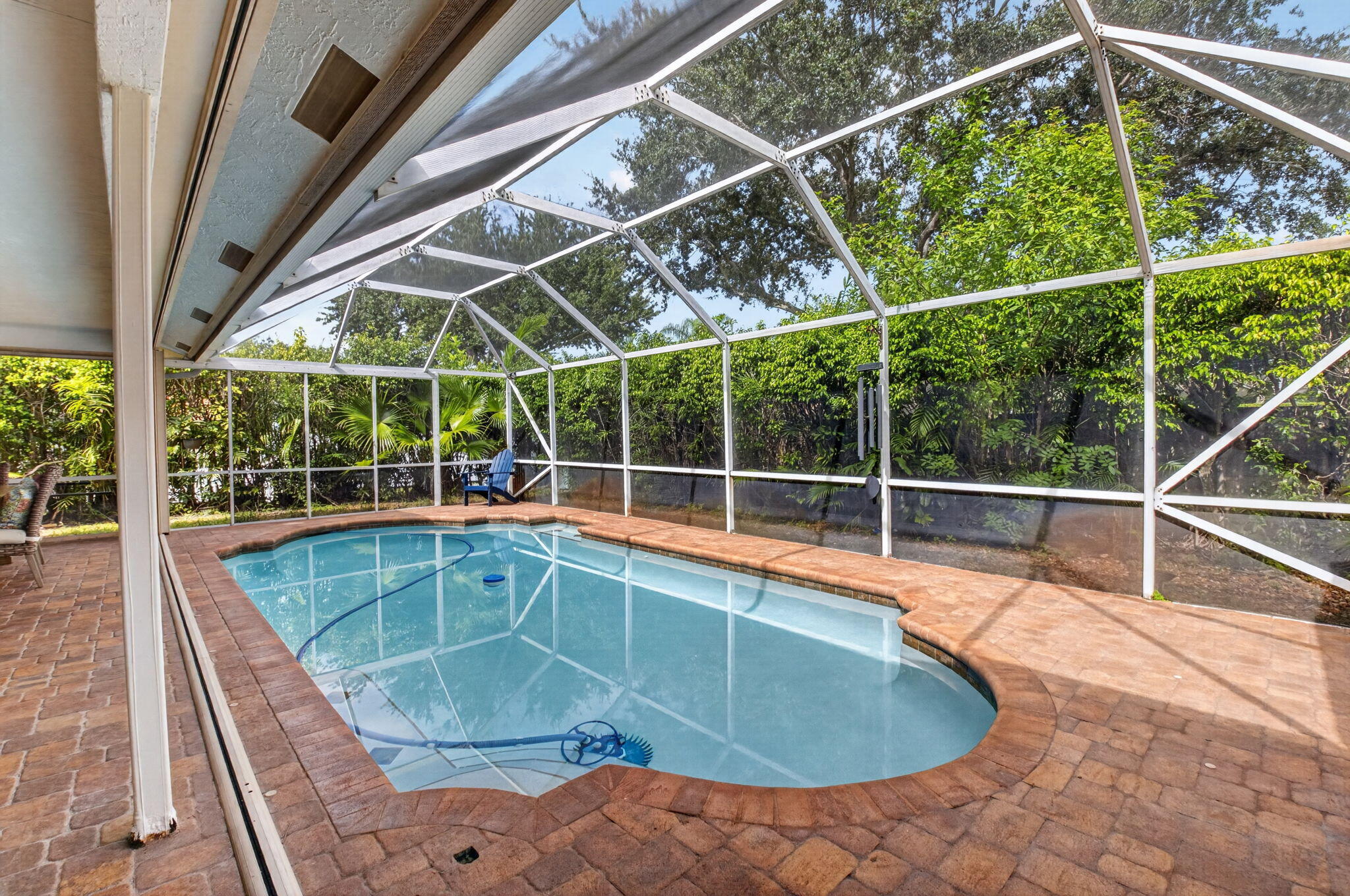 19505 Sedgefield Terrace Property Photo 32