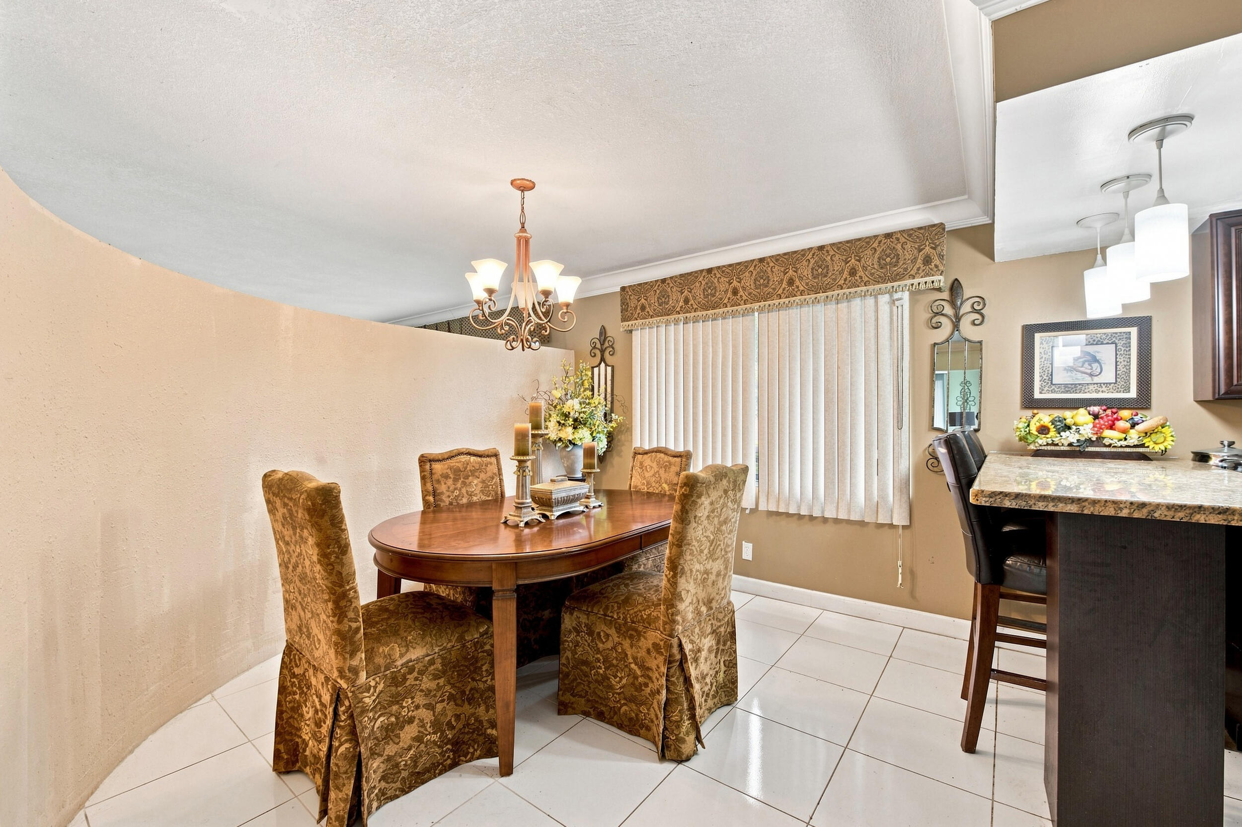 1000 Wyoming Avenue Property Photo 28
