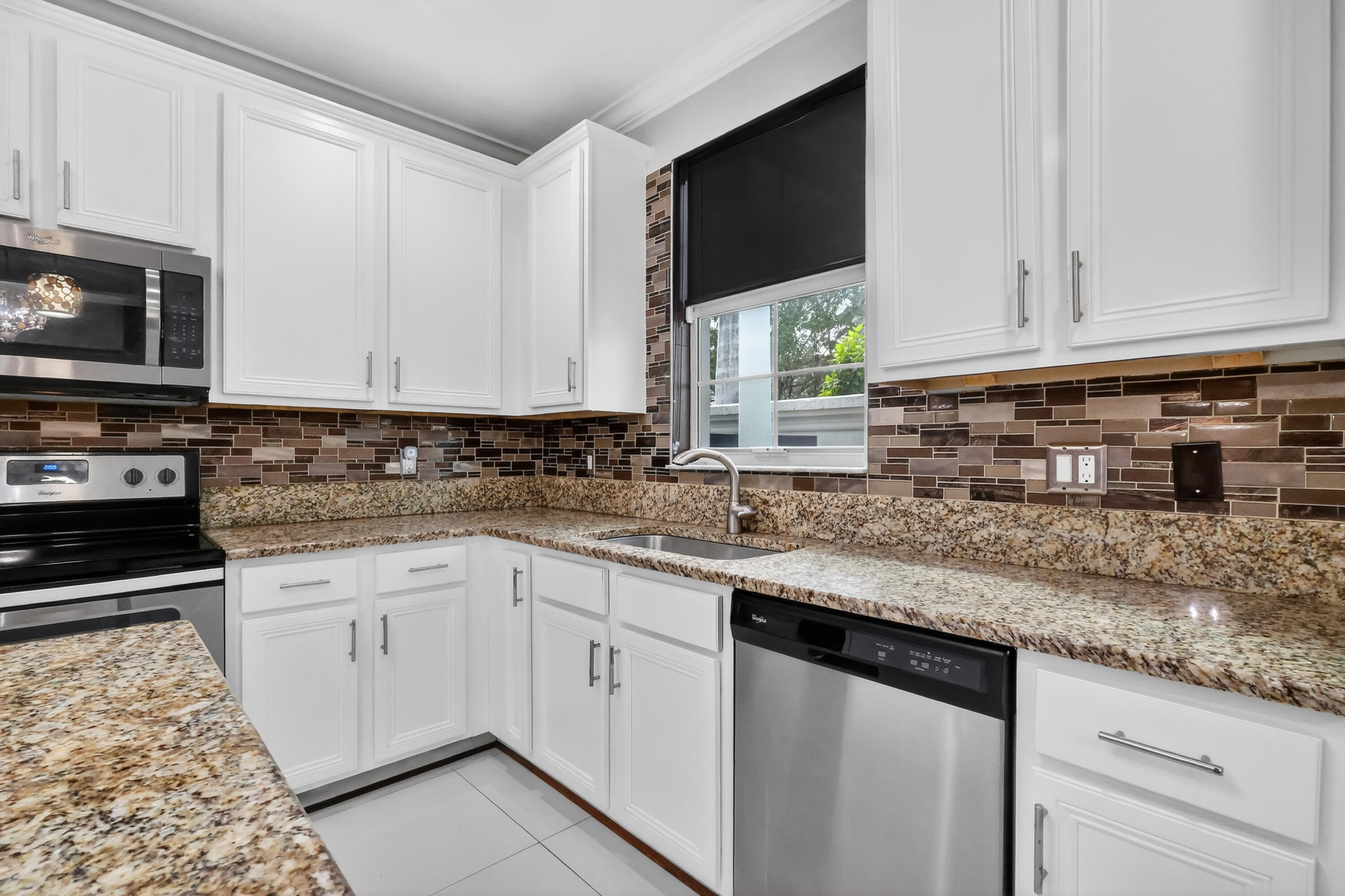 3106 Waterside Circle Property Photo 5