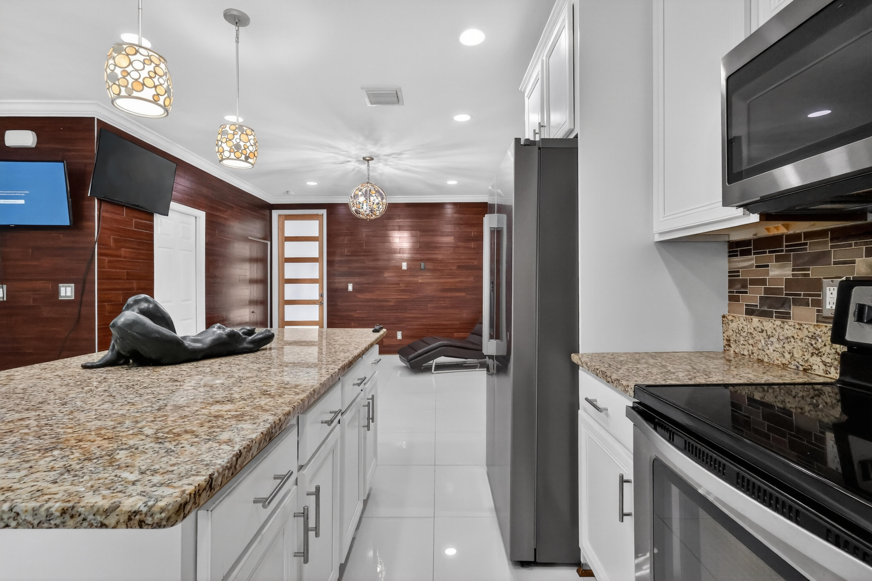 3106 Waterside Circle Property Photo 6