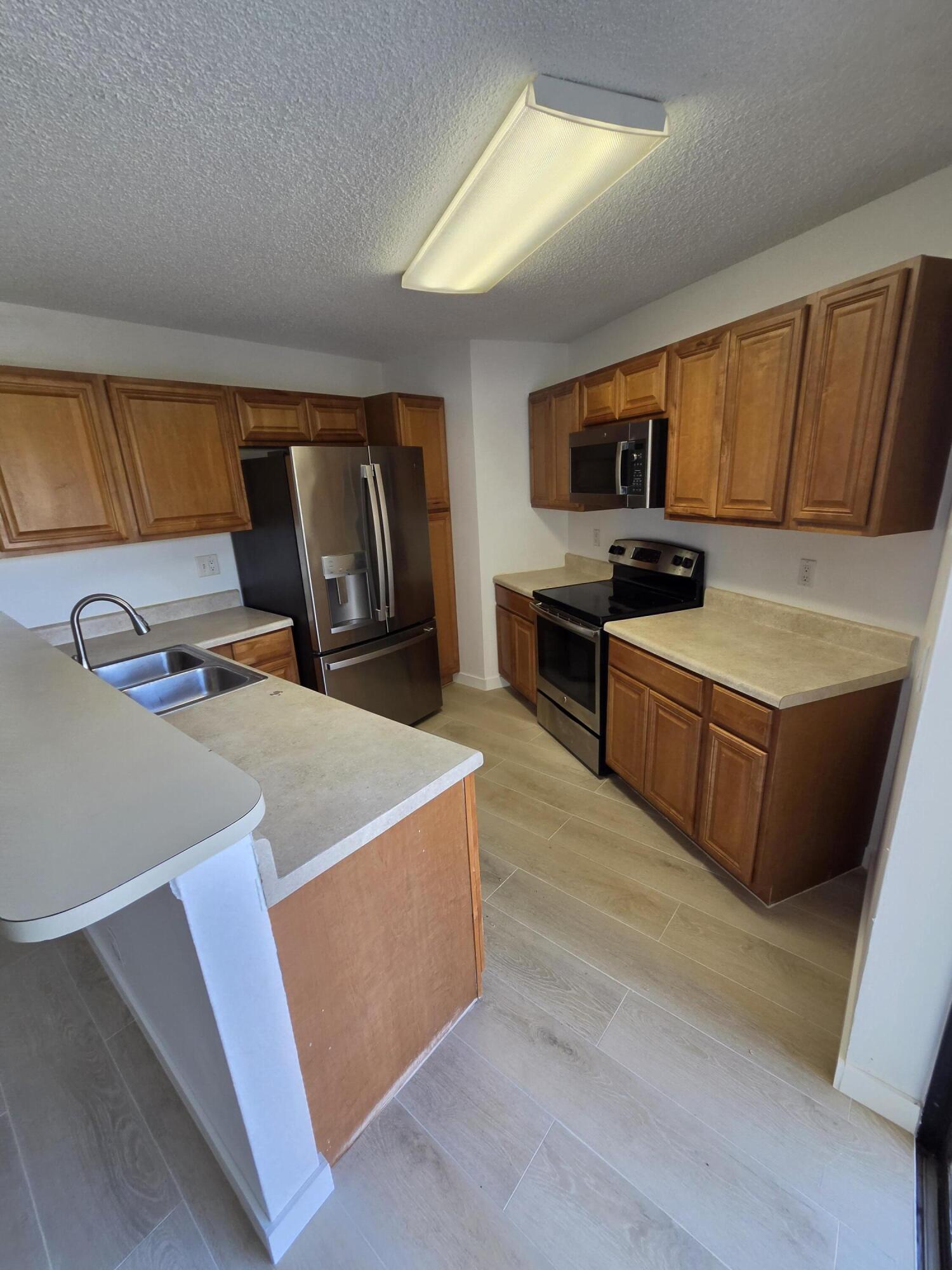 22 Springdale Circle Property Photo 11