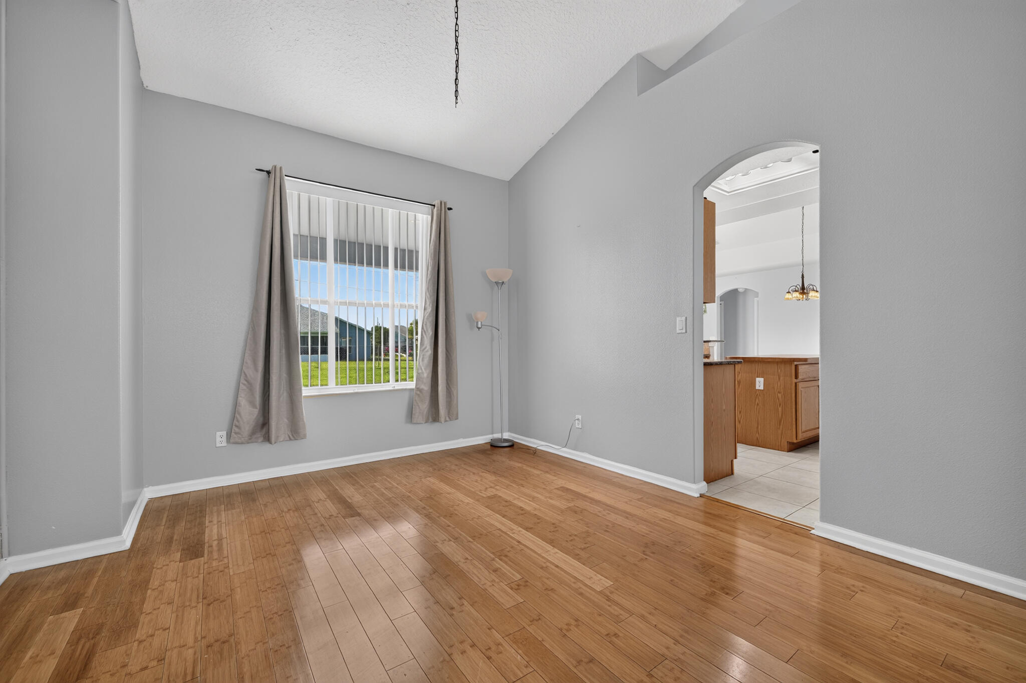 2751 Sw Palace Avenue Property Photo 7