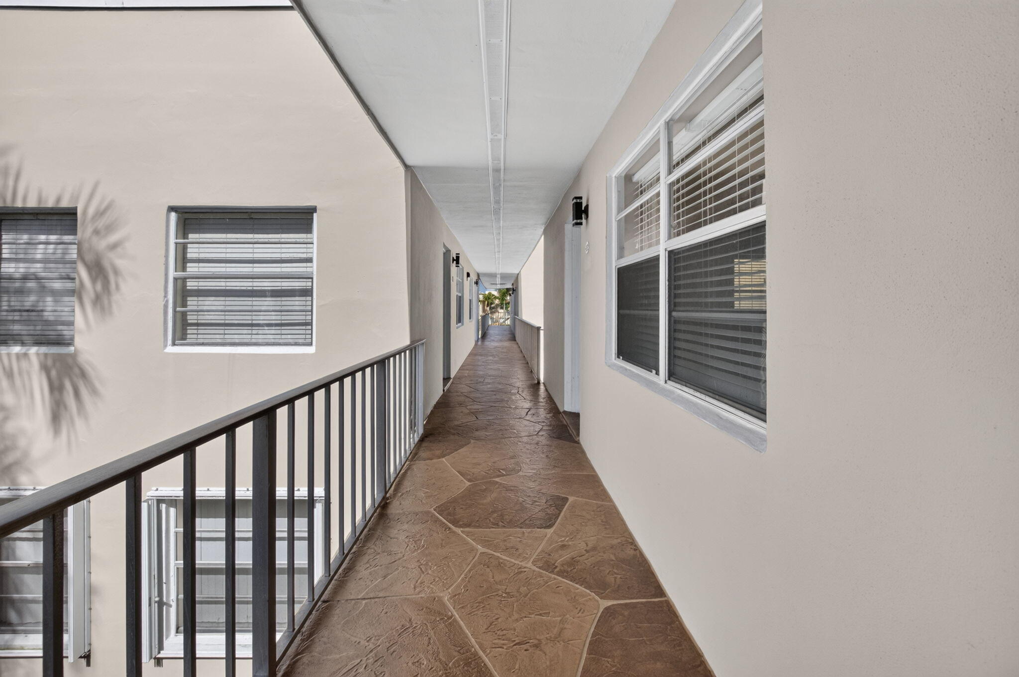 332 Capri G Property Photo 4
