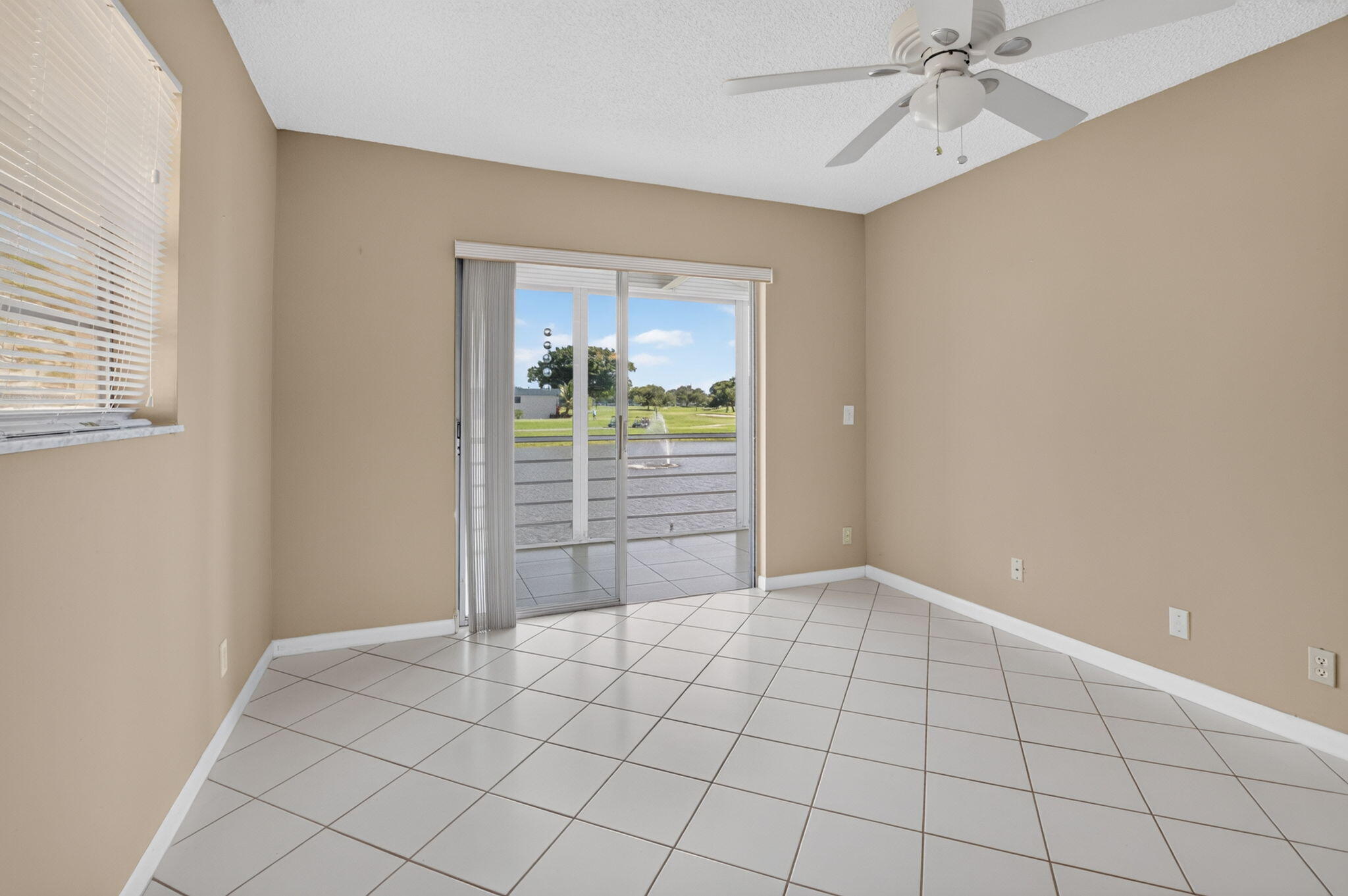 332 Capri G Property Photo 25