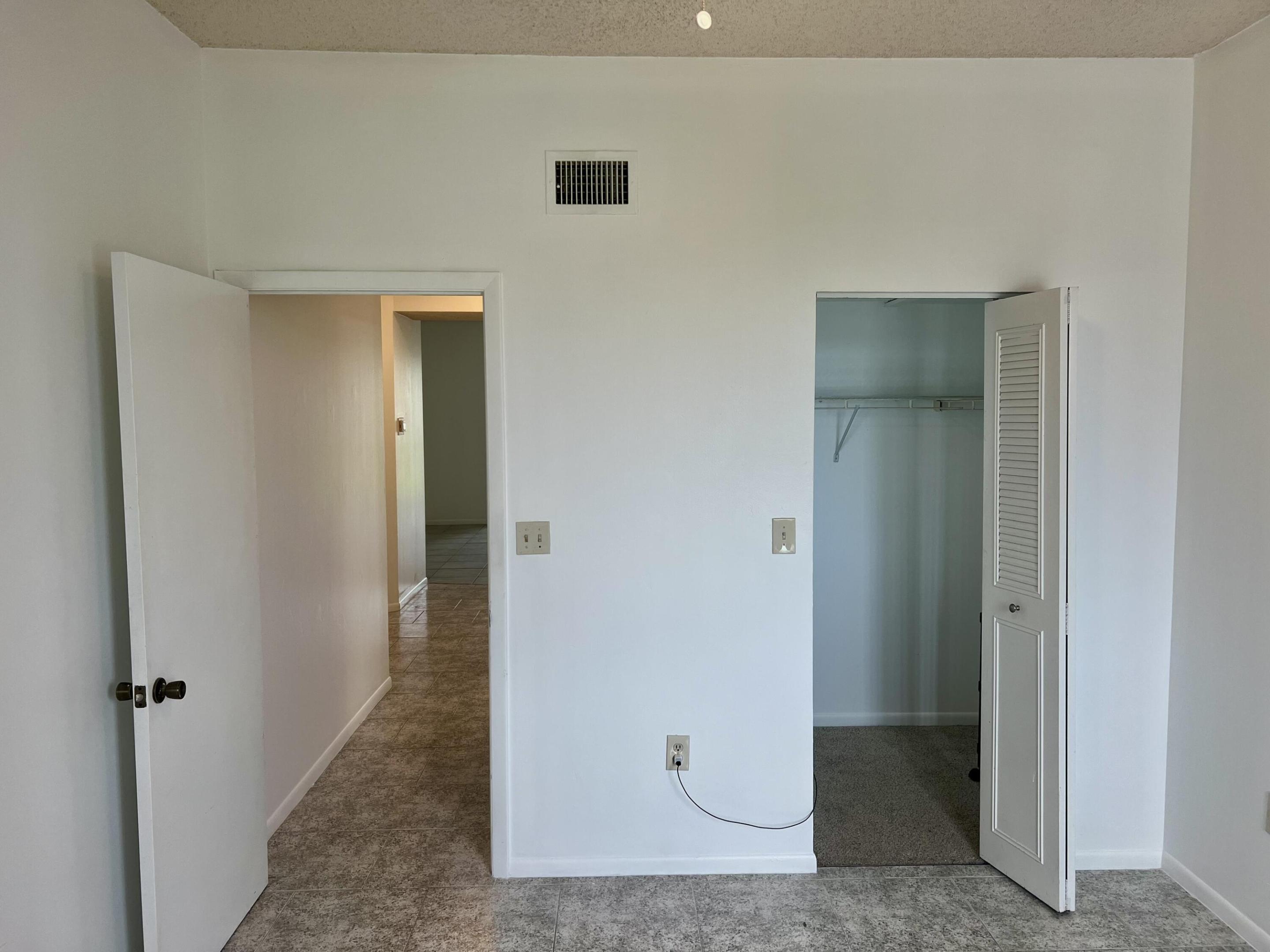 108 Half Moon Circle B3 Property Photo 18