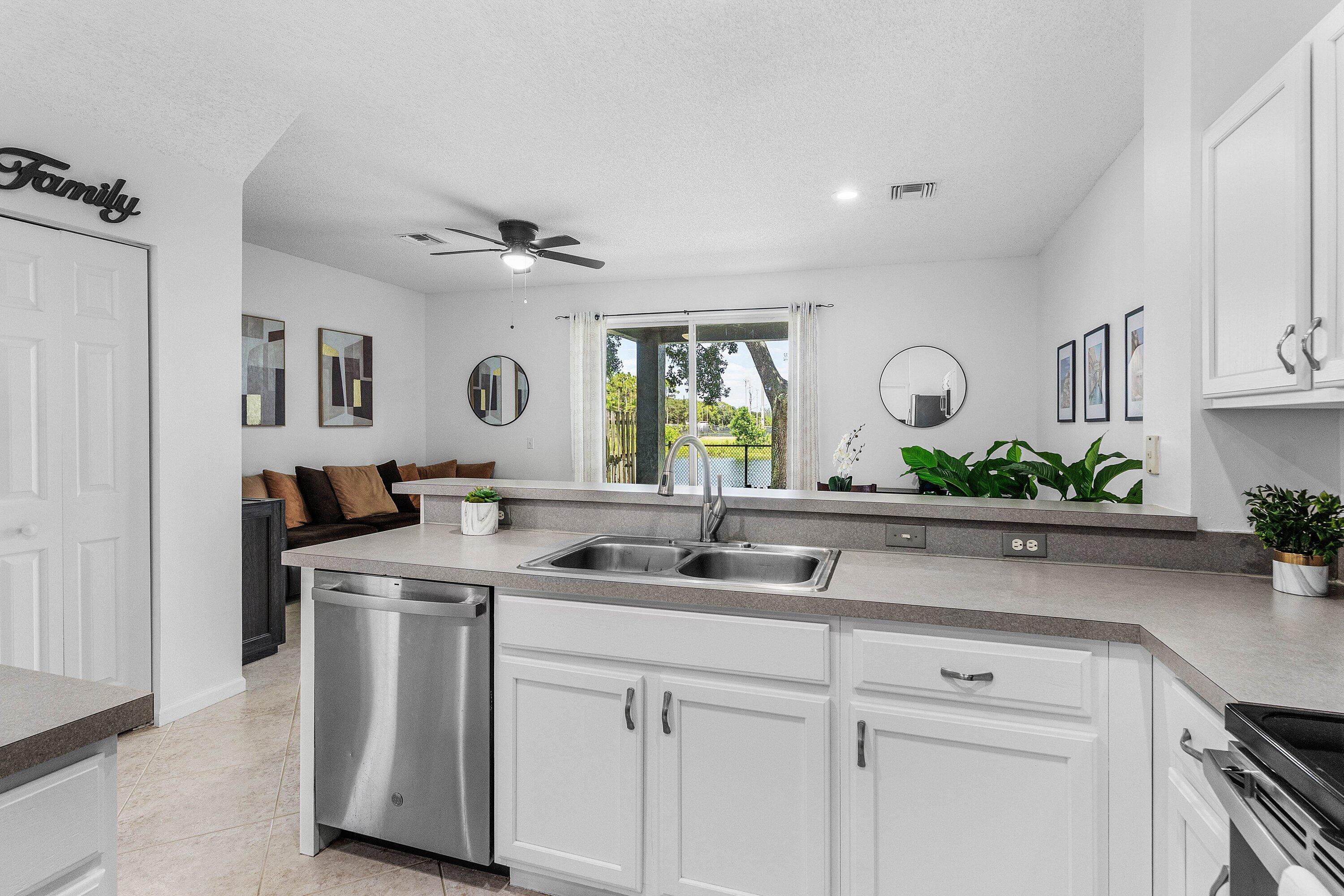 7874 Sienna Springs Drive Property Photo 12