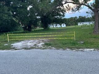7660 Nw 93rd Court Property Photo 1
