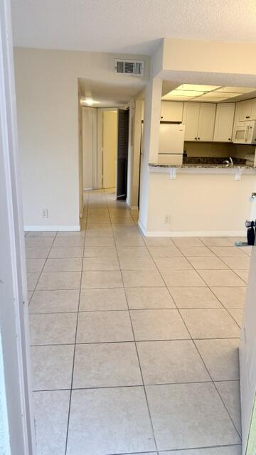 1520 Se Royal Green Circle 206 Property Photo 9