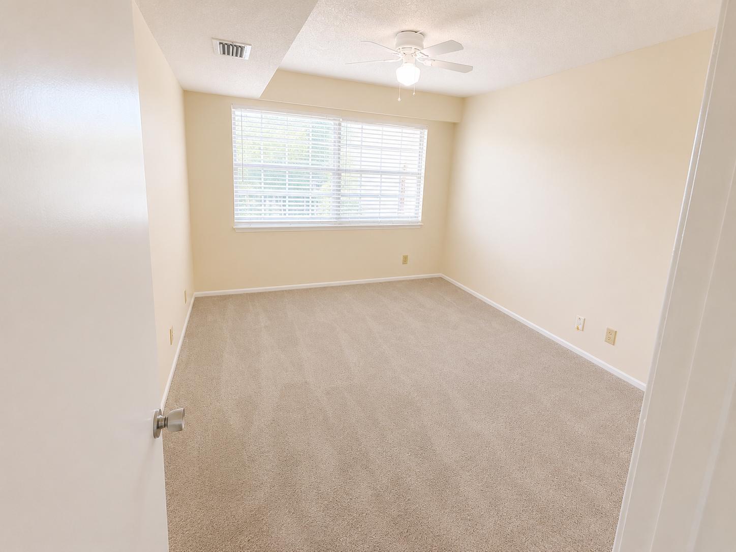 3520 Oaks Way 402 Property Photo 10