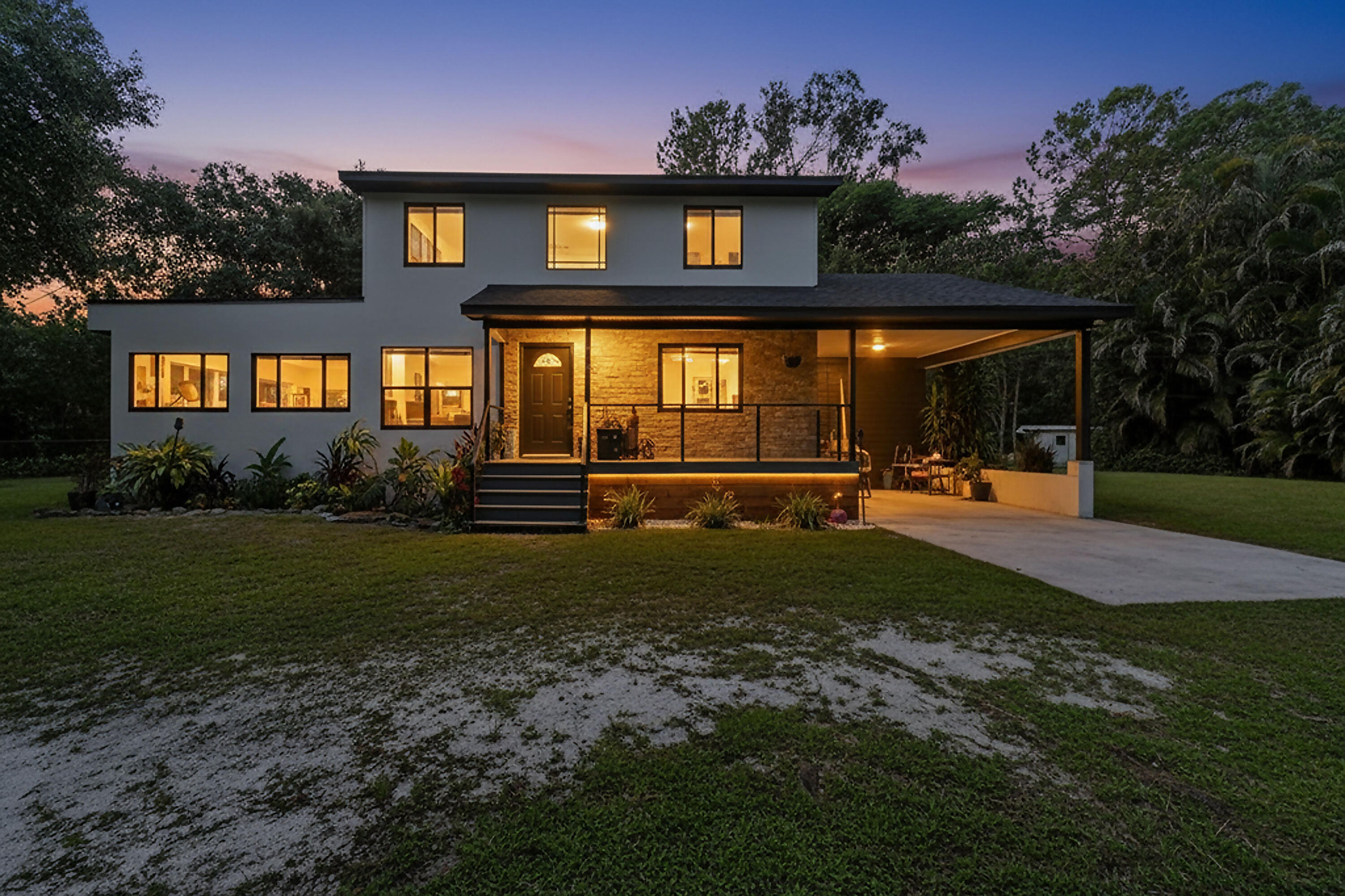 13018 155th Place N Property Photo 3