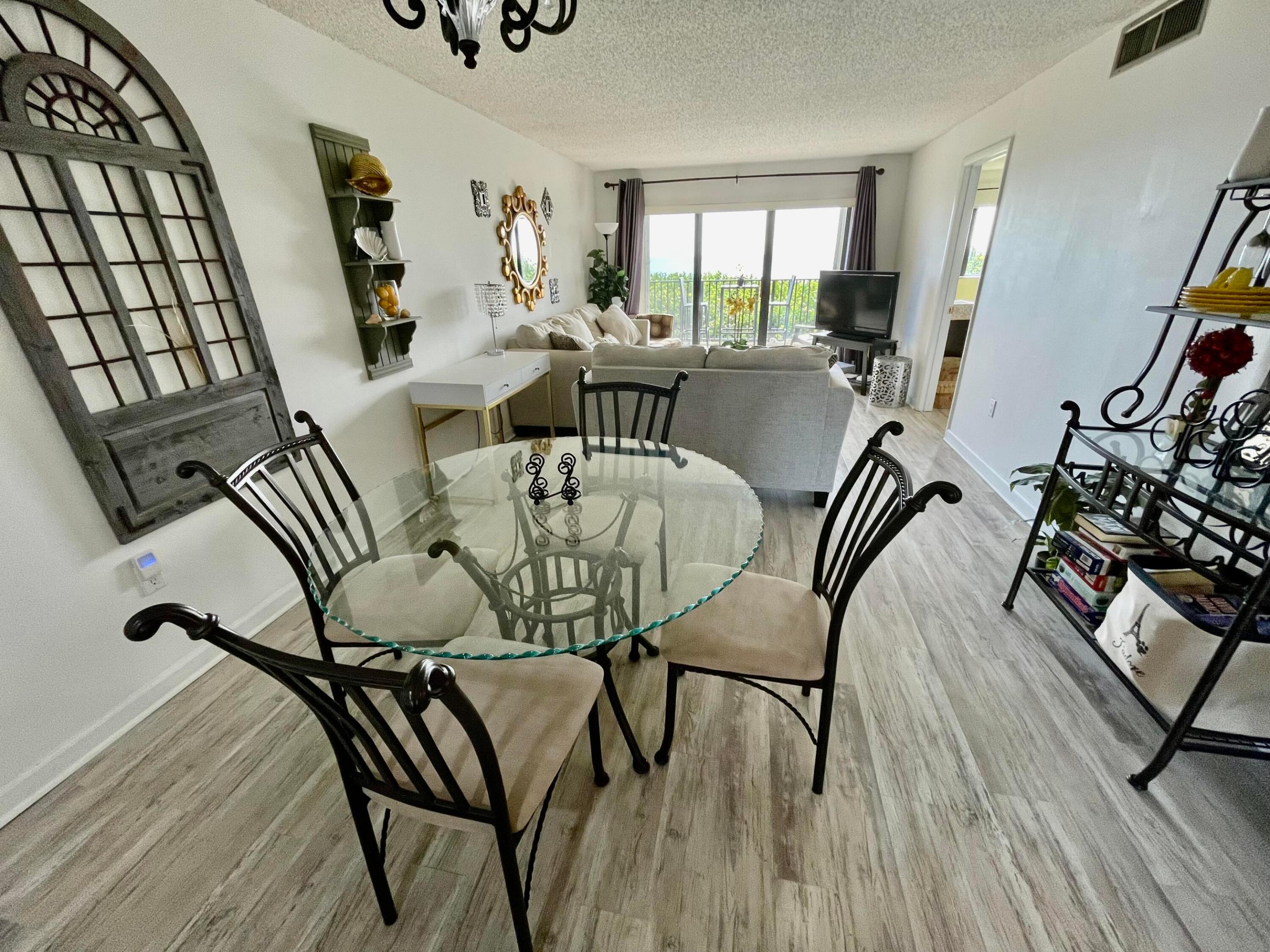 7430 S Ocean Drive 219 Property Photo 10