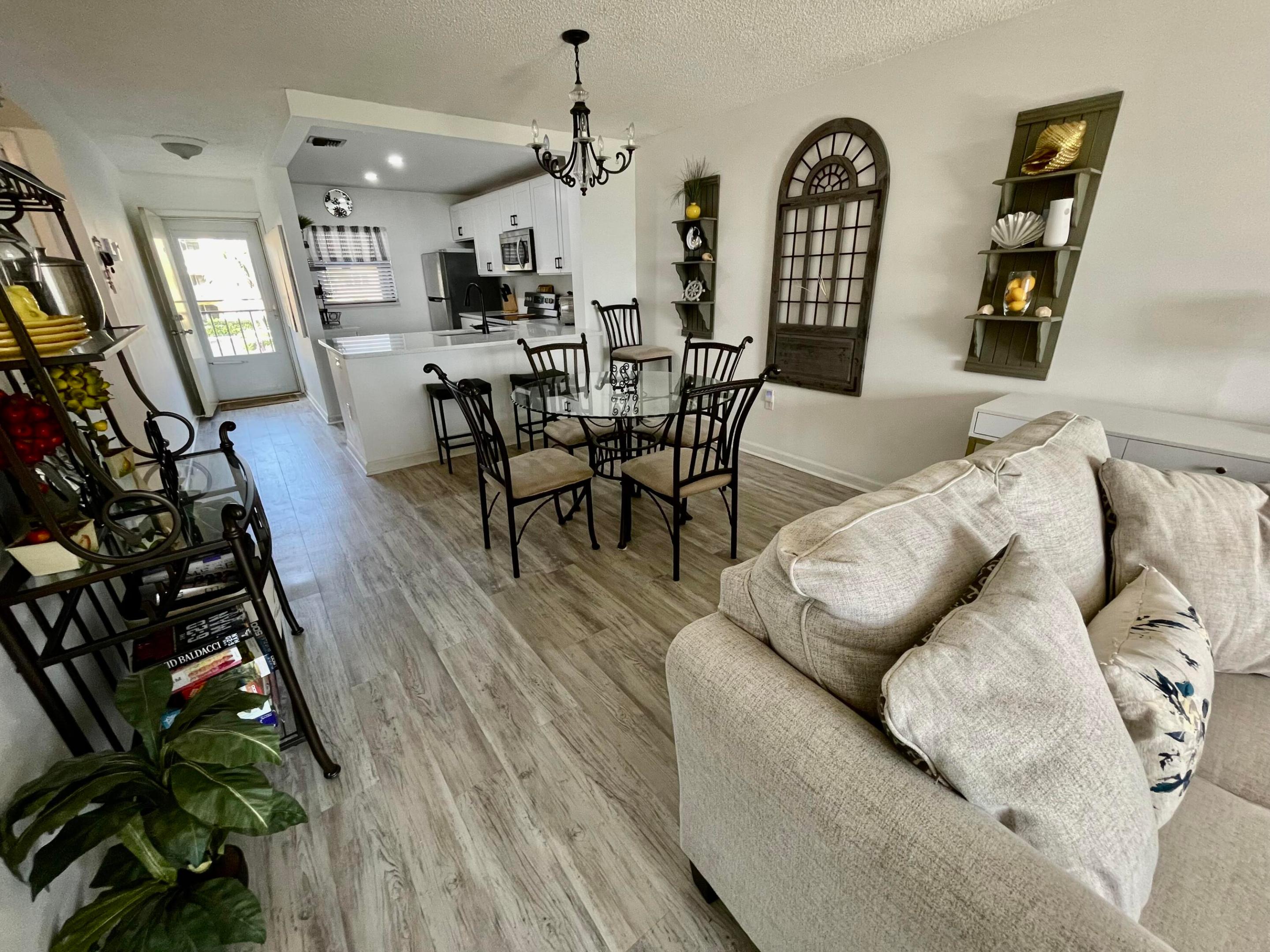 7430 S Ocean Drive 219 Property Photo 13