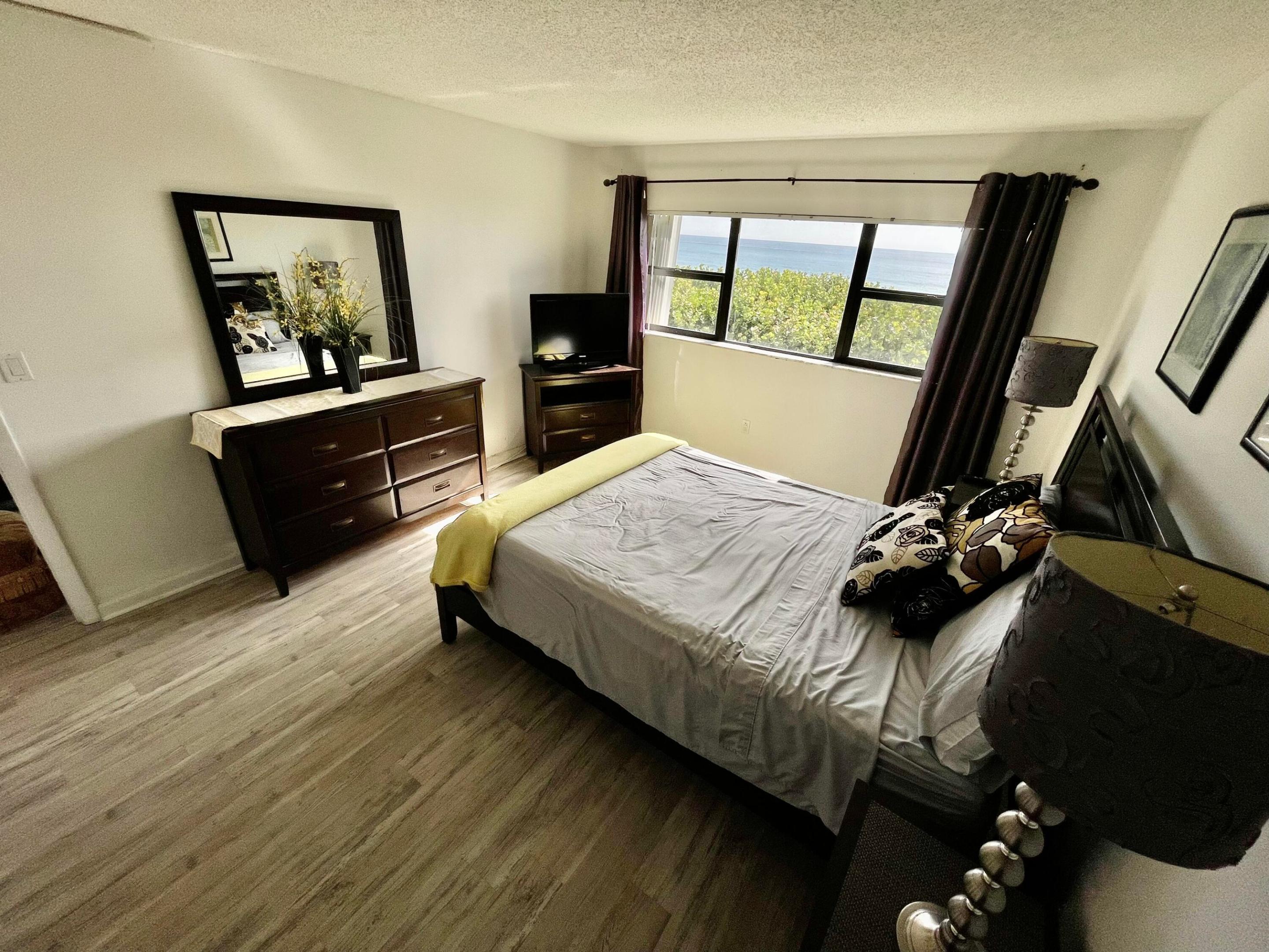 7430 S Ocean Drive 219 Property Photo 20