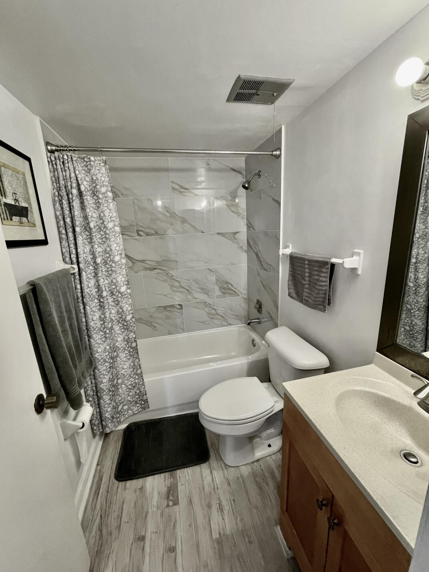 7430 S Ocean Drive 219 Property Photo 34
