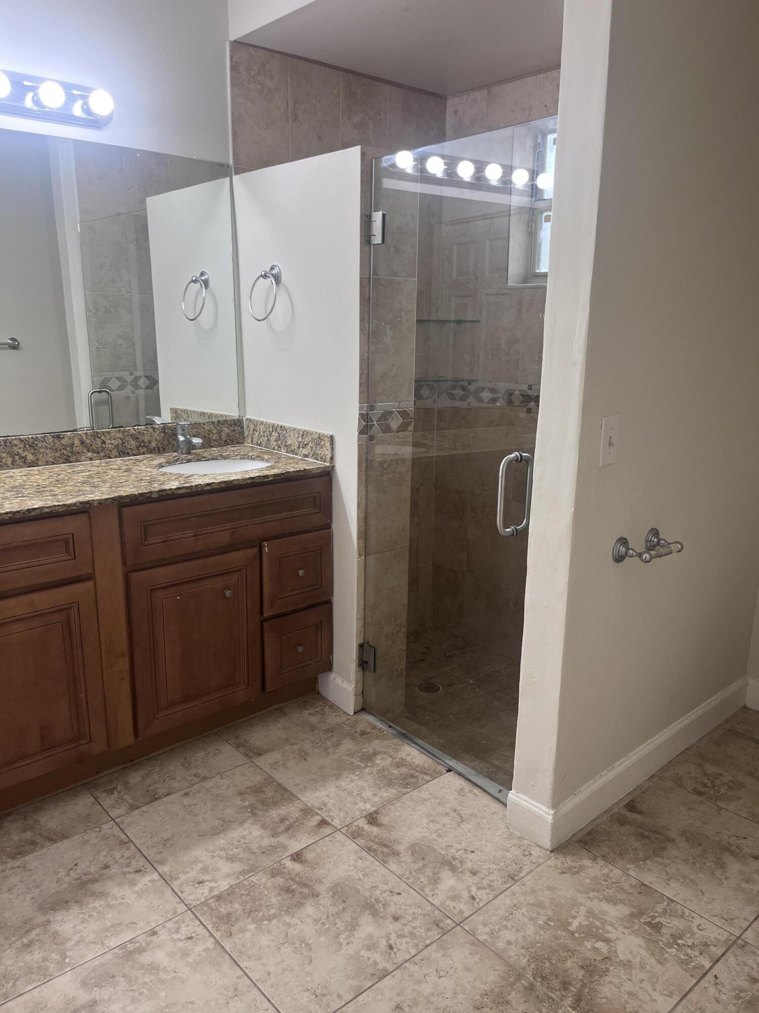 845 Nw 98th Avenue Property Photo 10