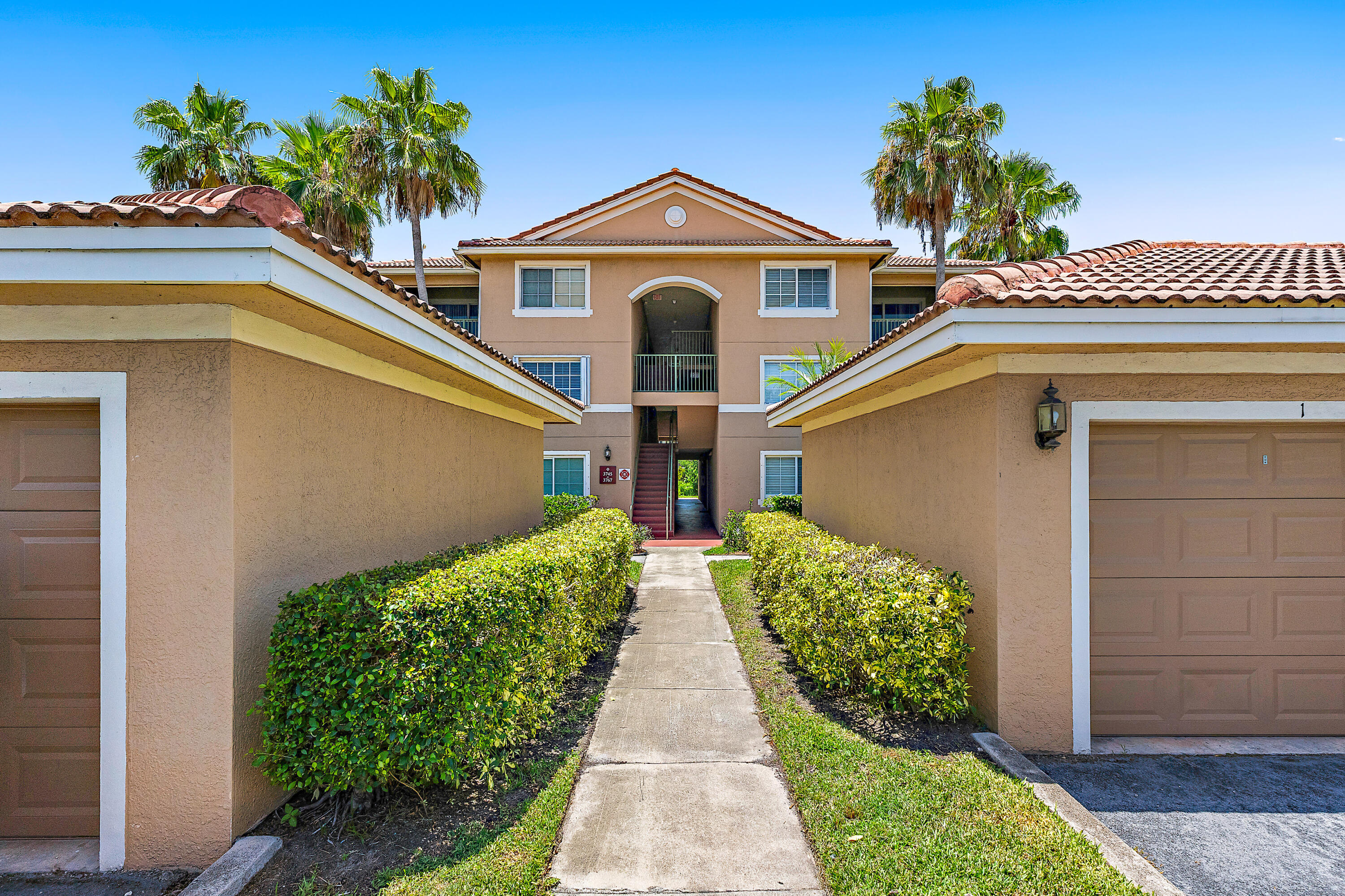 3759 Nw Mediterranean Lane 2-209 Property Photo 40