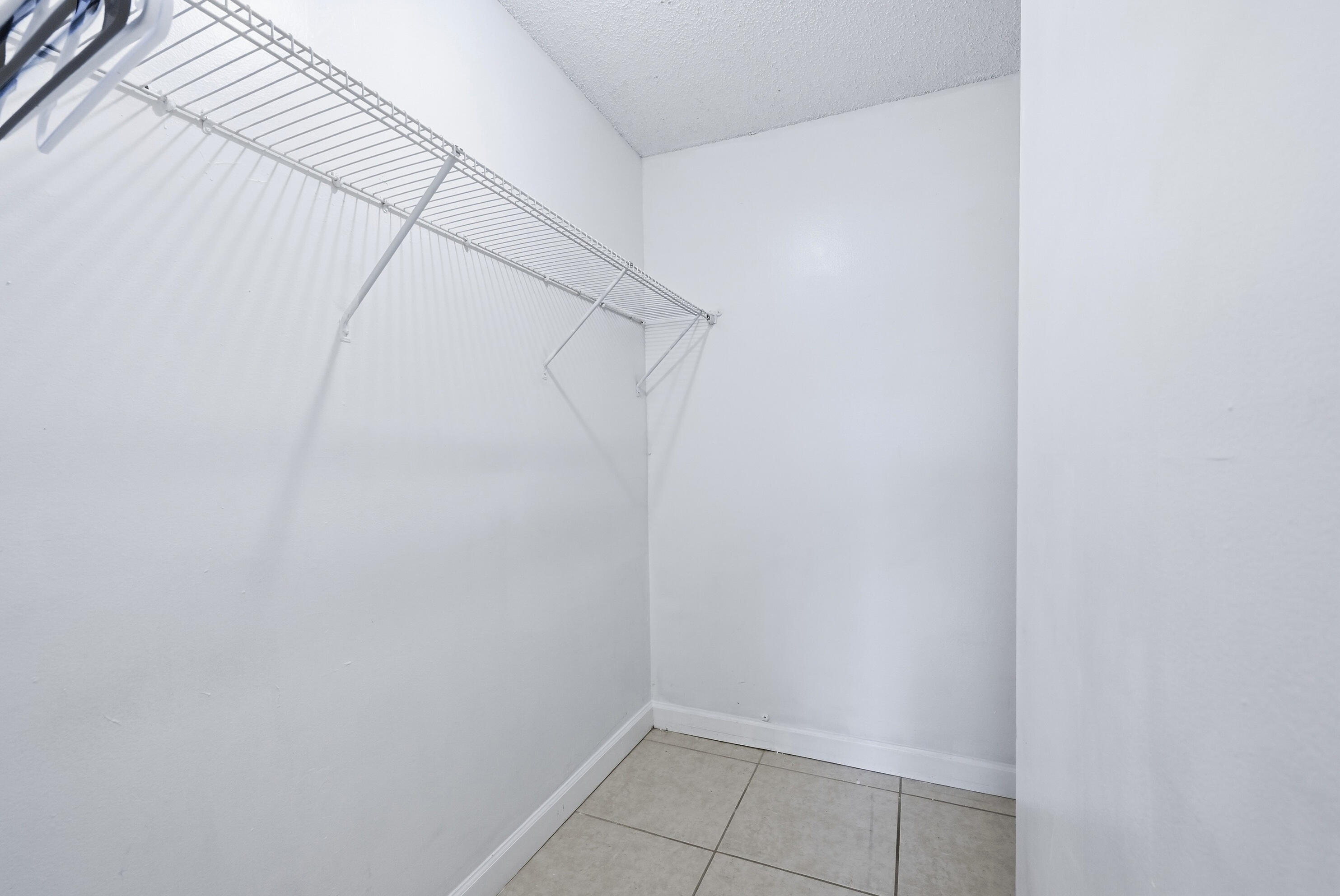 505 S Pine Island Road B310 Property Photo 24