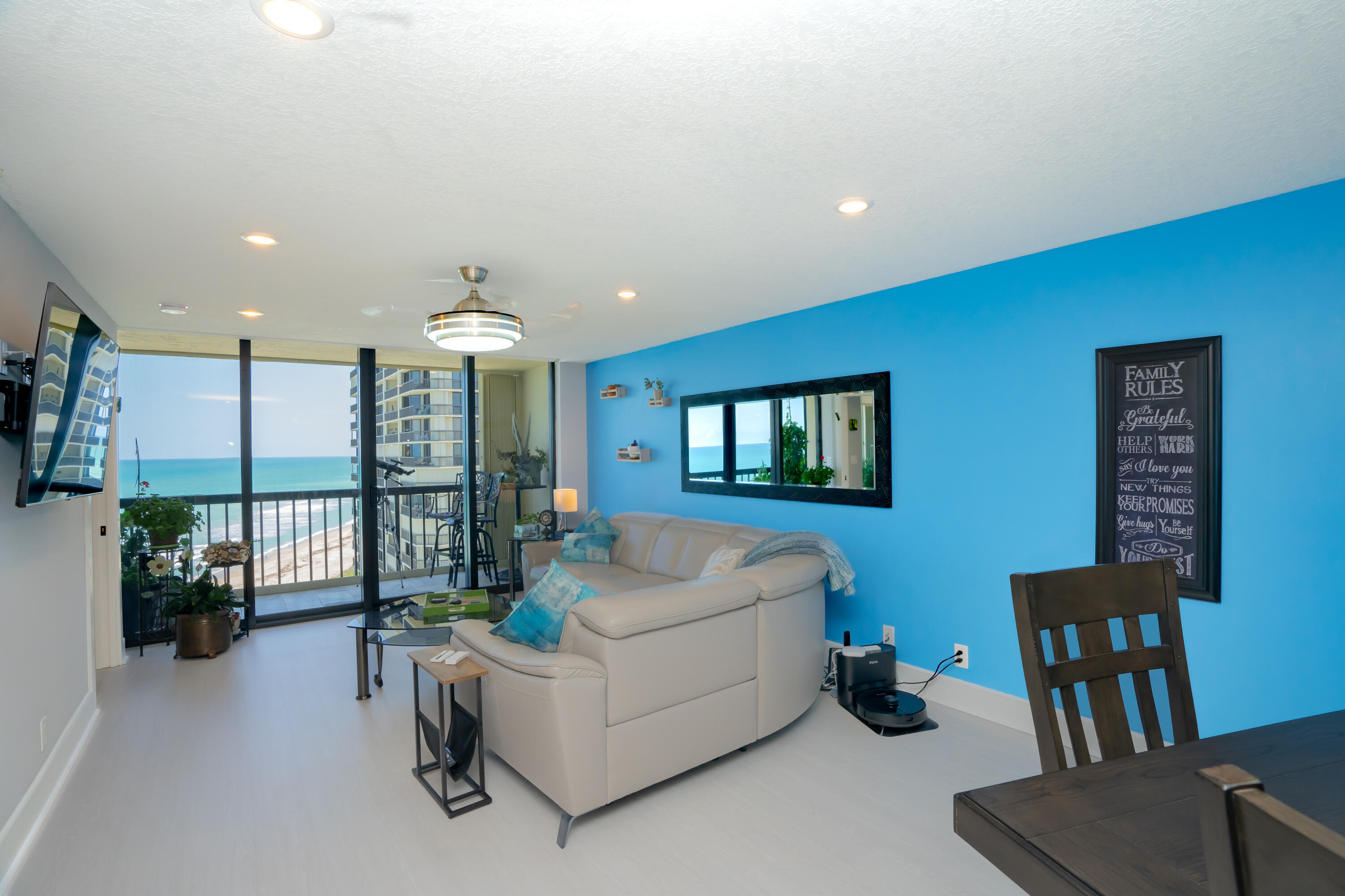 9500 S Ocean Drive 1208 Property Photo 4