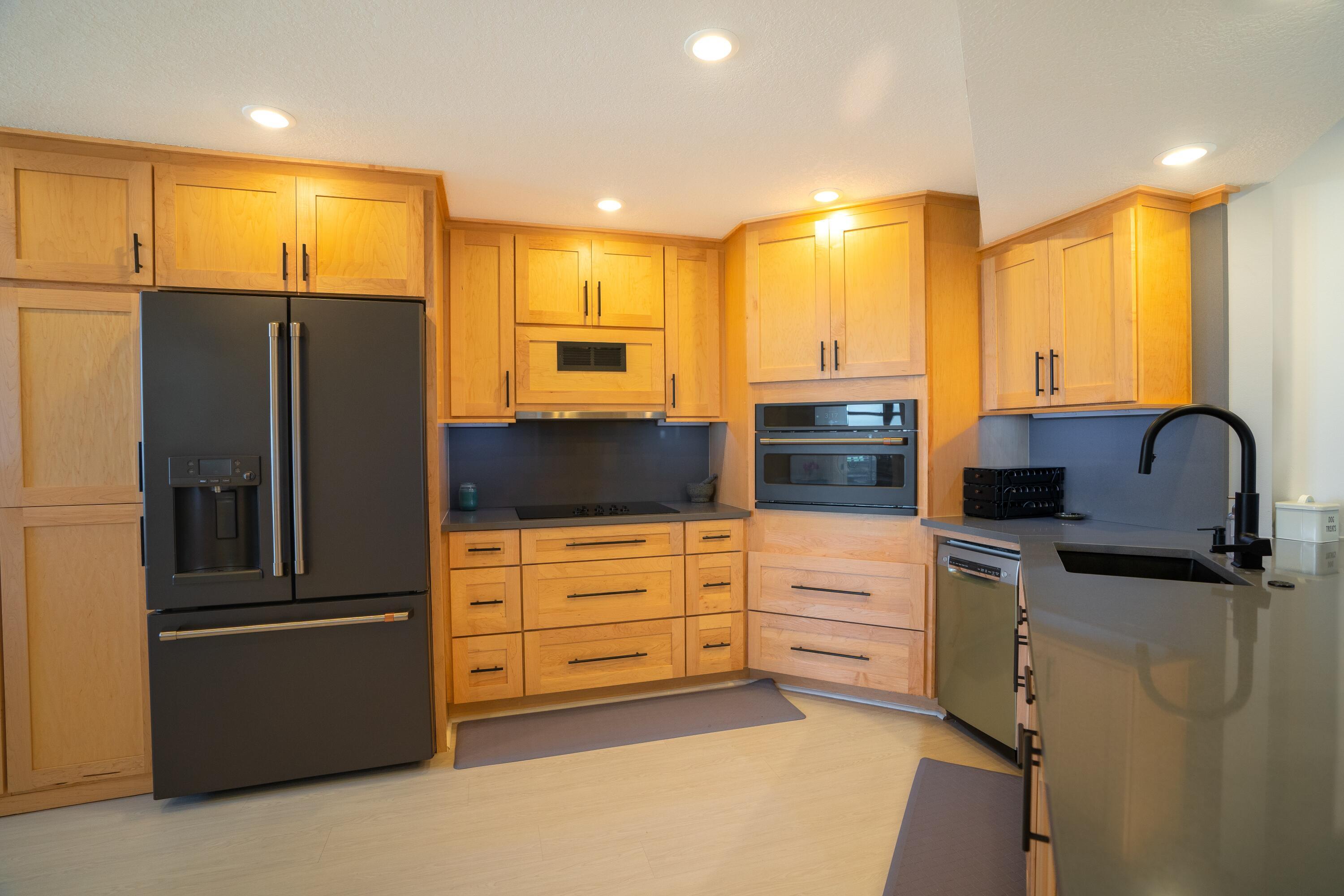 9500 S Ocean Drive 1208 Property Photo 8
