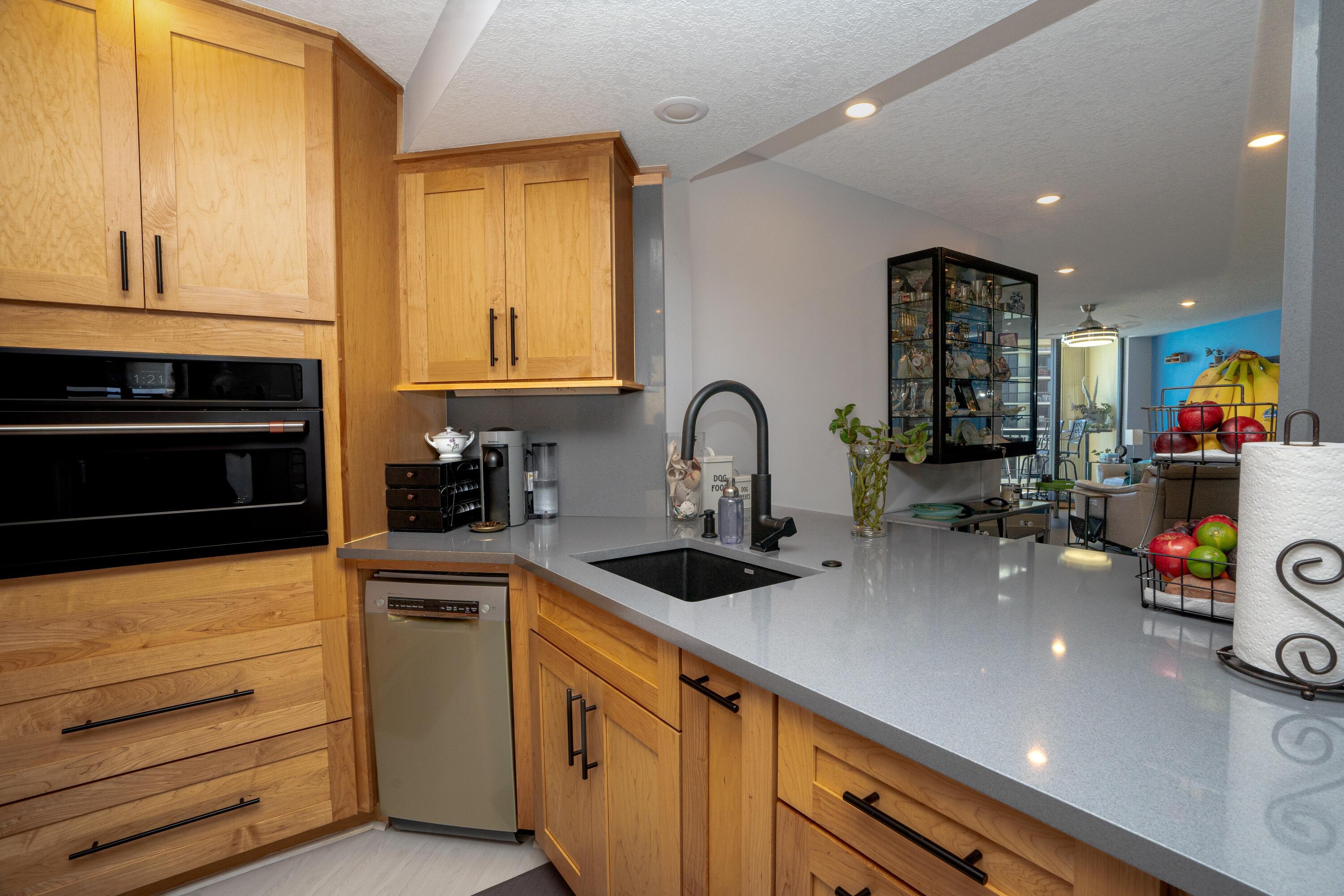 9500 S Ocean Drive 1208 Property Photo 10