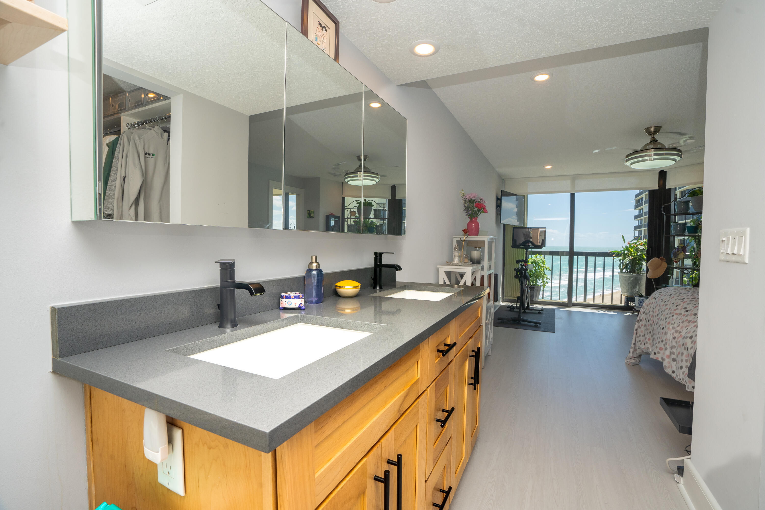 9500 S Ocean Drive 1208 Property Photo 21