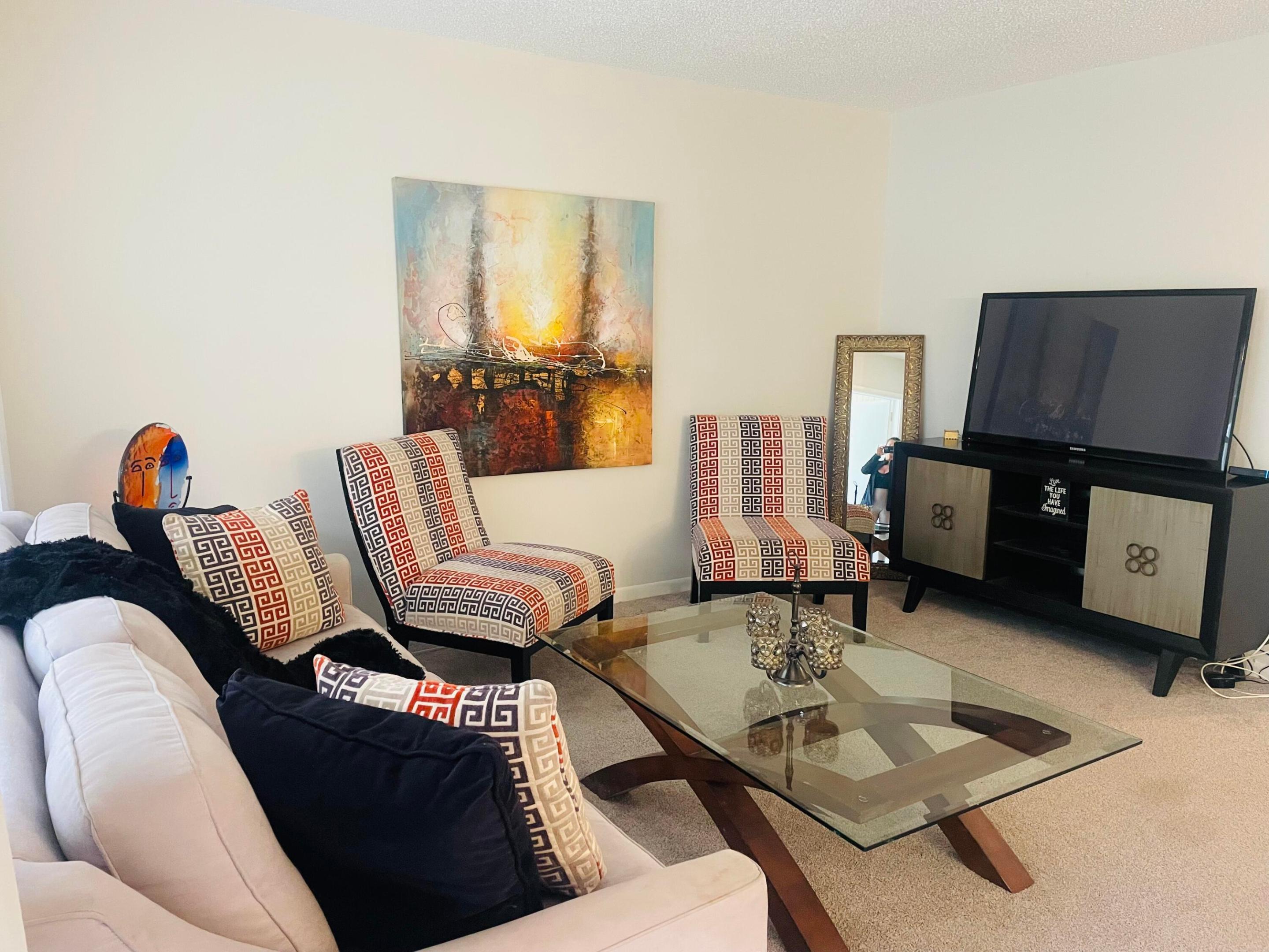 624 Snug Harbor Drive B7 Property Photo 2