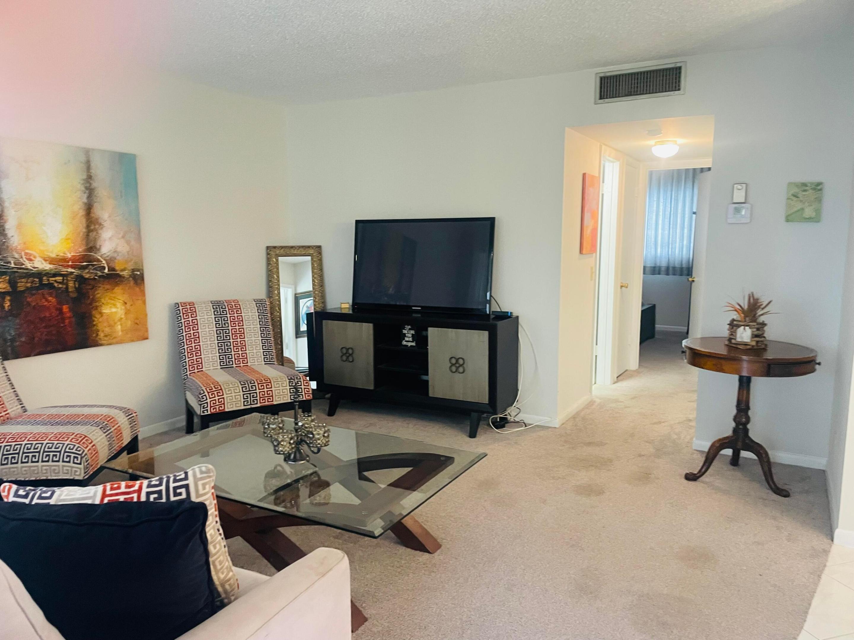 624 Snug Harbor Drive B7 Property Photo 12
